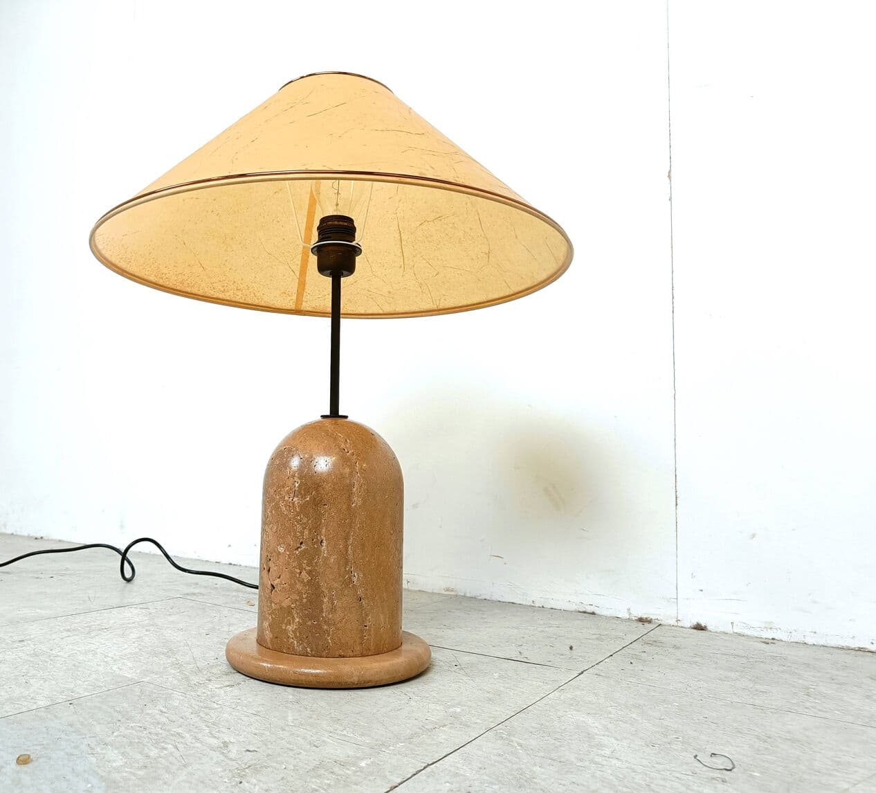 Lampa stołowa, beżowy, trawertyn, lata 70. - 271089