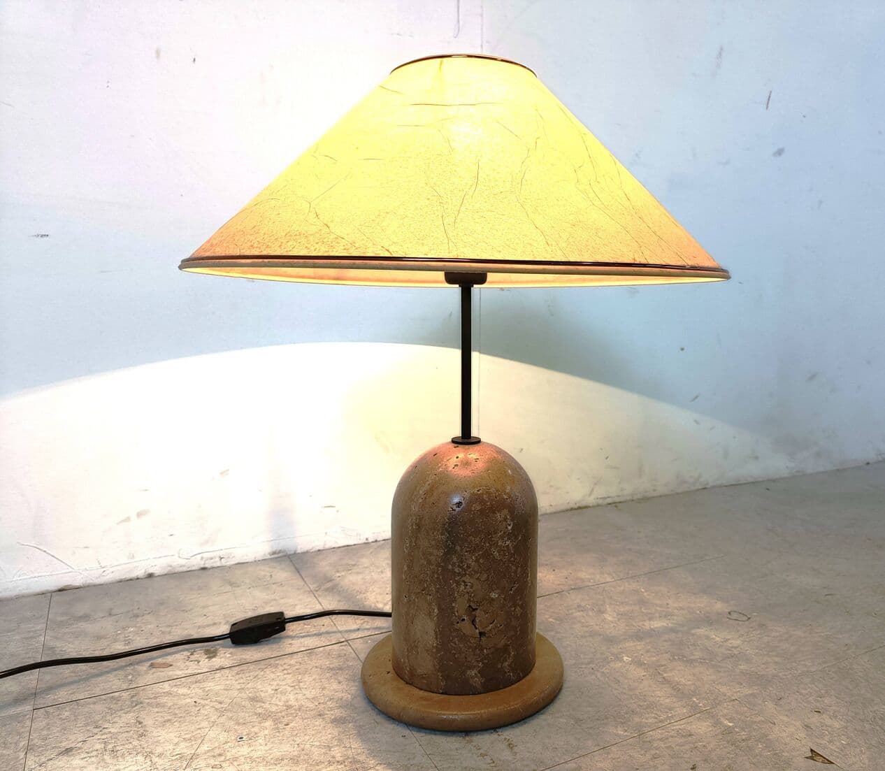 Lampa stołowa, beżowy, trawertyn, lata 70. - 271090