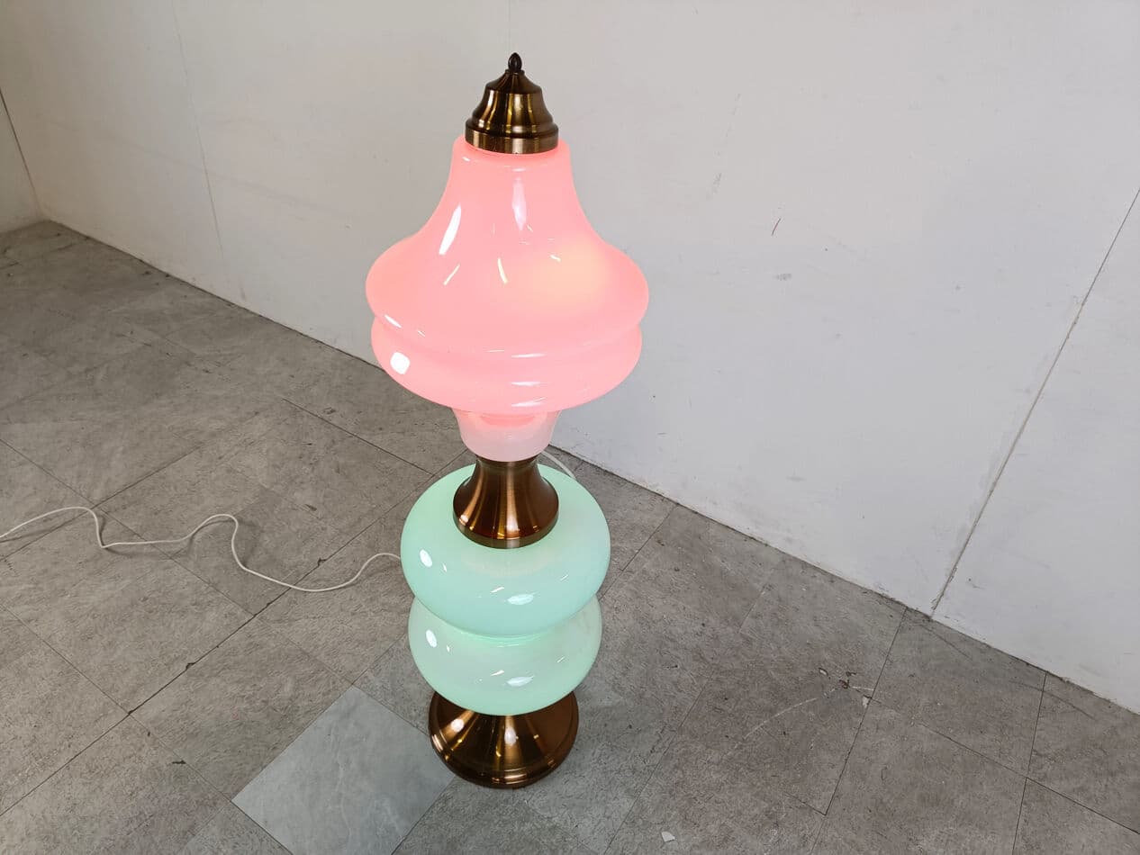 Lampa podłogowa, szkło Murano pastelowy róż i miętowy, mosiądz, Mazzega, Włochy, lata 60. - 270724