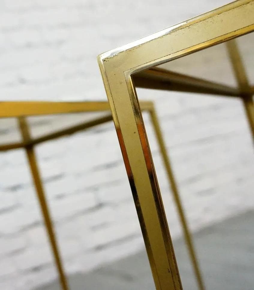 Komplet trzech stolików, mosiądz złocisty, szkło przezroczyste, Vereinigte Werkstätten, Niemcy, lata 60. - 19260