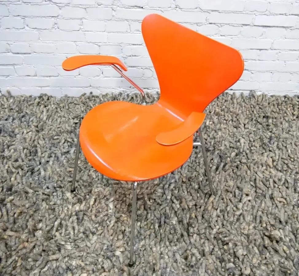 Armchair, Series 7, red plywood, by A. Jacobsen, for Fritz Hansen, Denmark, 1970s - 19459