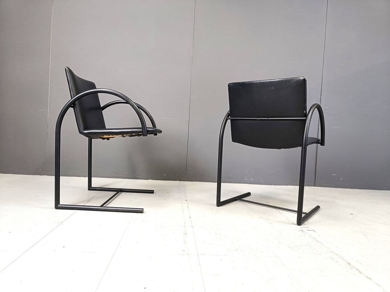 zestaw sześciu krzeseł Cirkel, metal czarny, ekoskóra czarna, proj. P. Mazairac, K. Boonzaaijer, Holandia, lata 80. - 269402