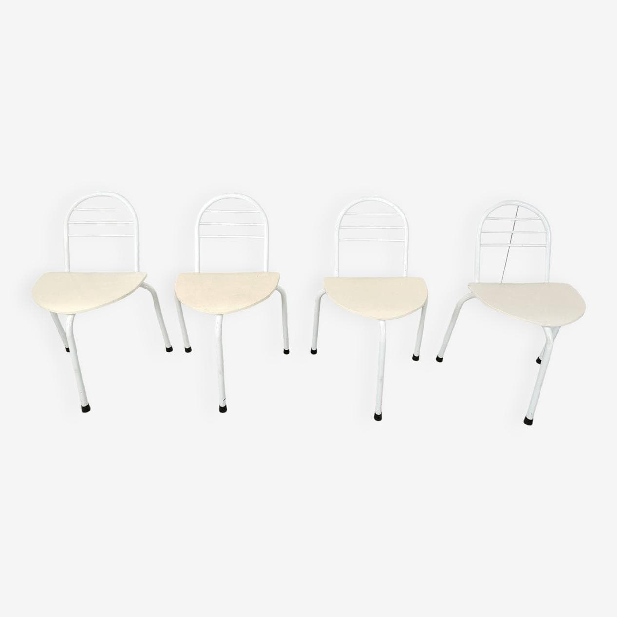 zestaw czterech krzeseł tripod, postmodernizm, metal biały, drewno, Belgia, lata 80. - 268948