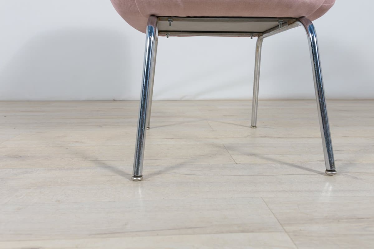 Armchair, pink velvet, chrome, United Kingdom, 1960s. - 261813