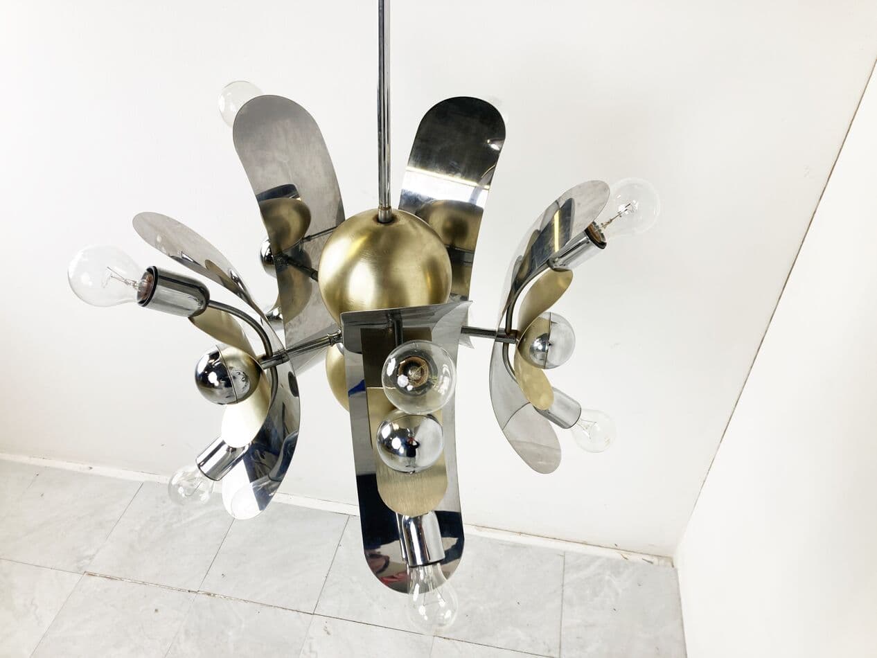 Żyrandol Space Age, mosiądz złoty, chrom srebrny, Włochy, lata 70. - 268584