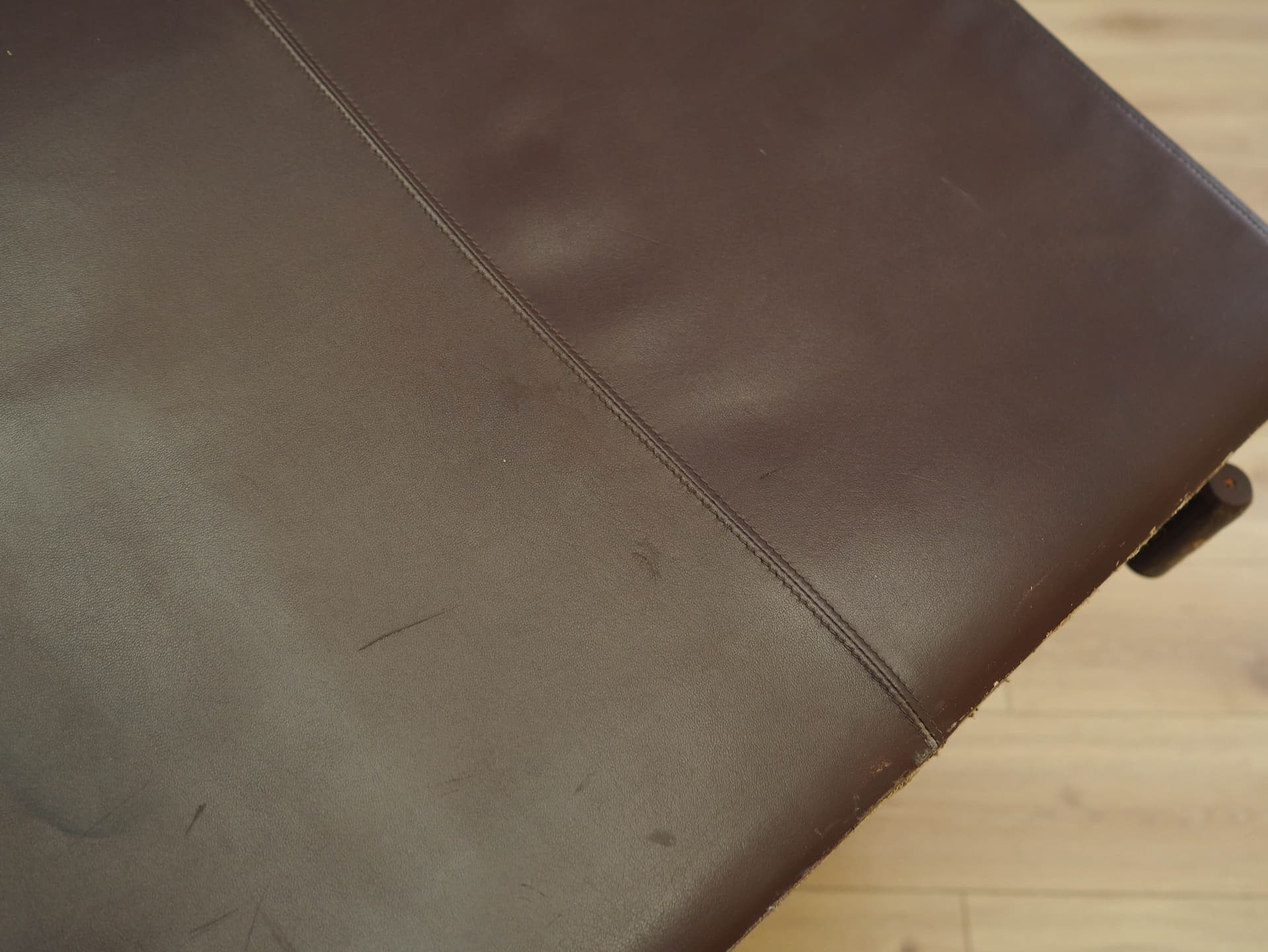 Fotel, skóra brązowa, Włochy, lata 60. - 261897