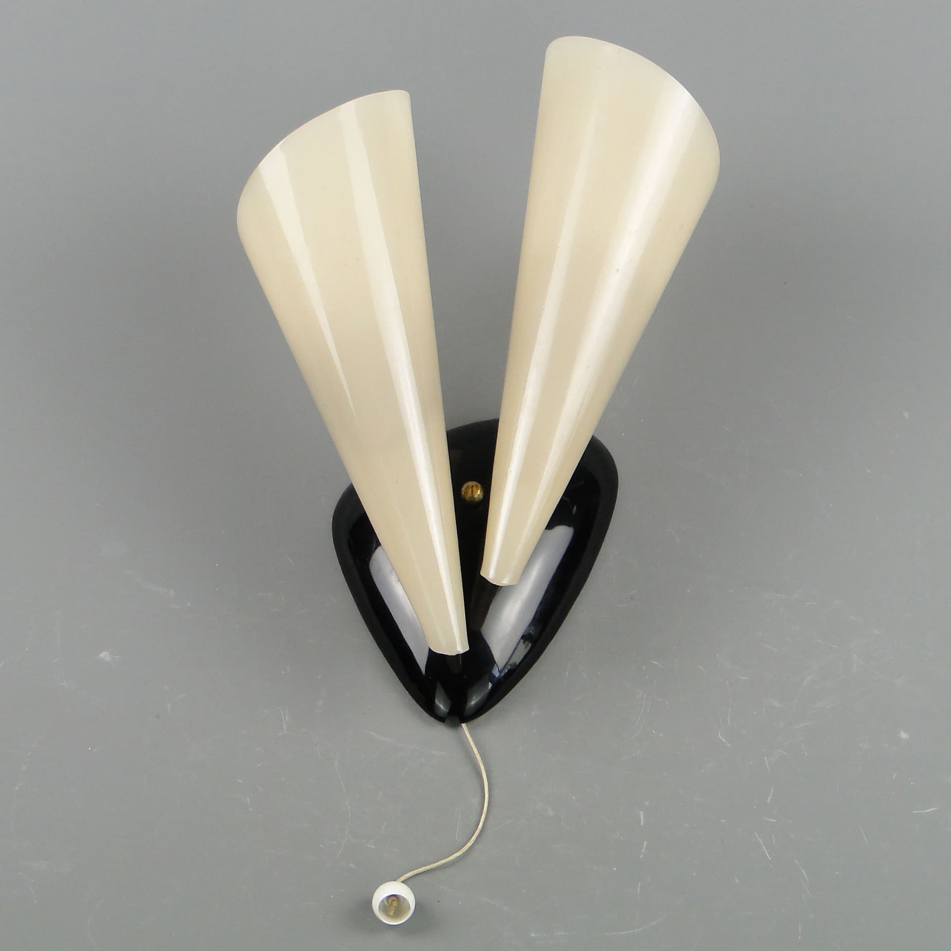 Two-arm wall sconce, ivory black metal, Stilnovo, Italy, 1950s. - 2001