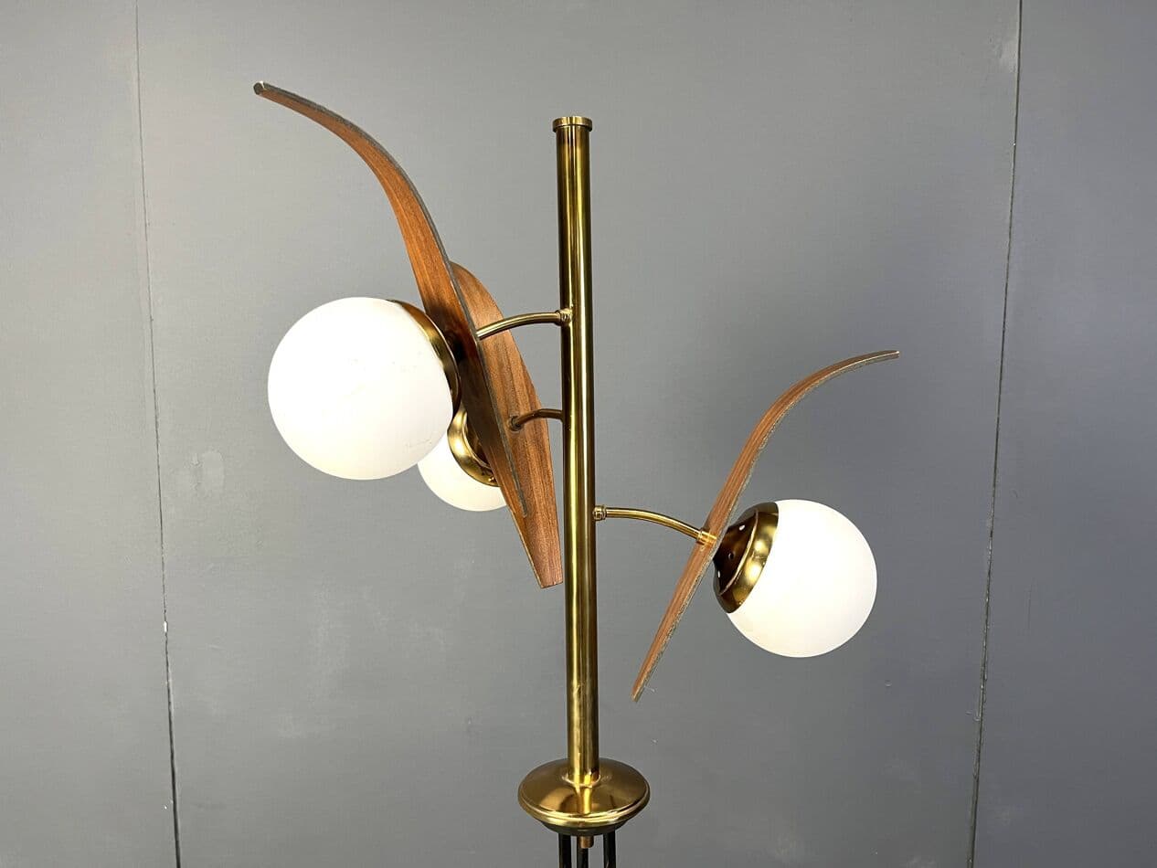 Lampa podłogowa, teak brązowy, mosiądz złoty, metal czarny, szkło białe, marmur biały, Stilnovo, Włochy, lata 60. - 267392