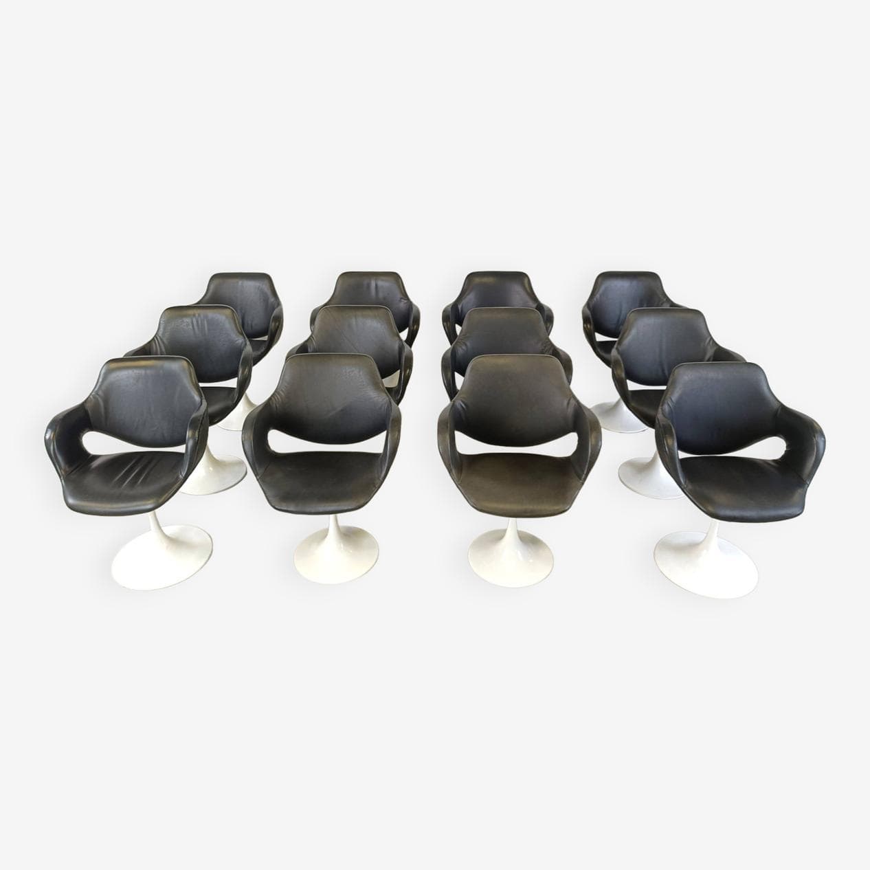 zestaw dwunastu krzeseł jadalnianych Euro FV tulip, skaj czarny, metal biały, Belgia, lata 70. - 266503