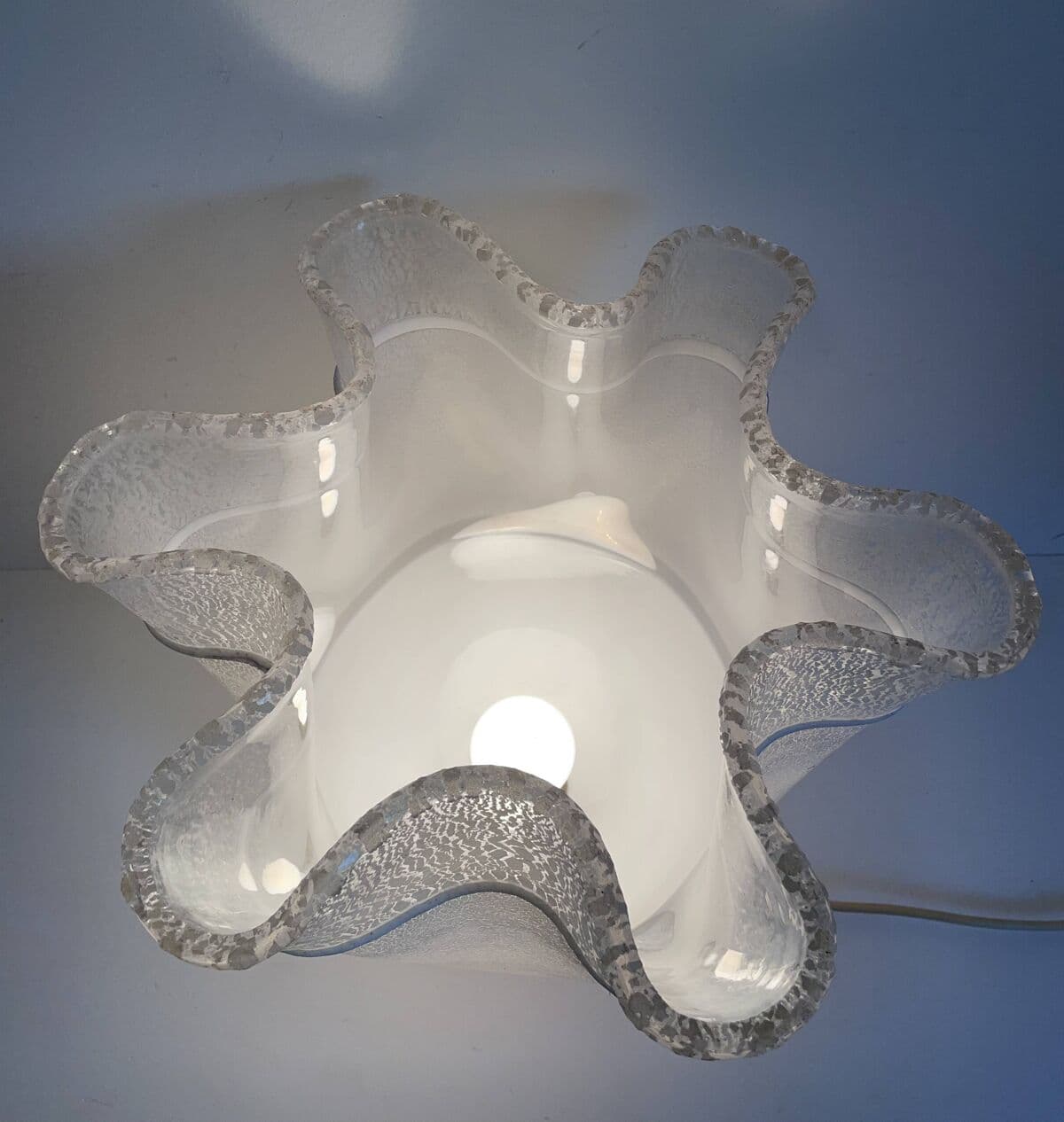 Lampa stołowa, Mazzega, szkło biały, mosiądz, Włochy, lata 60. - 266084