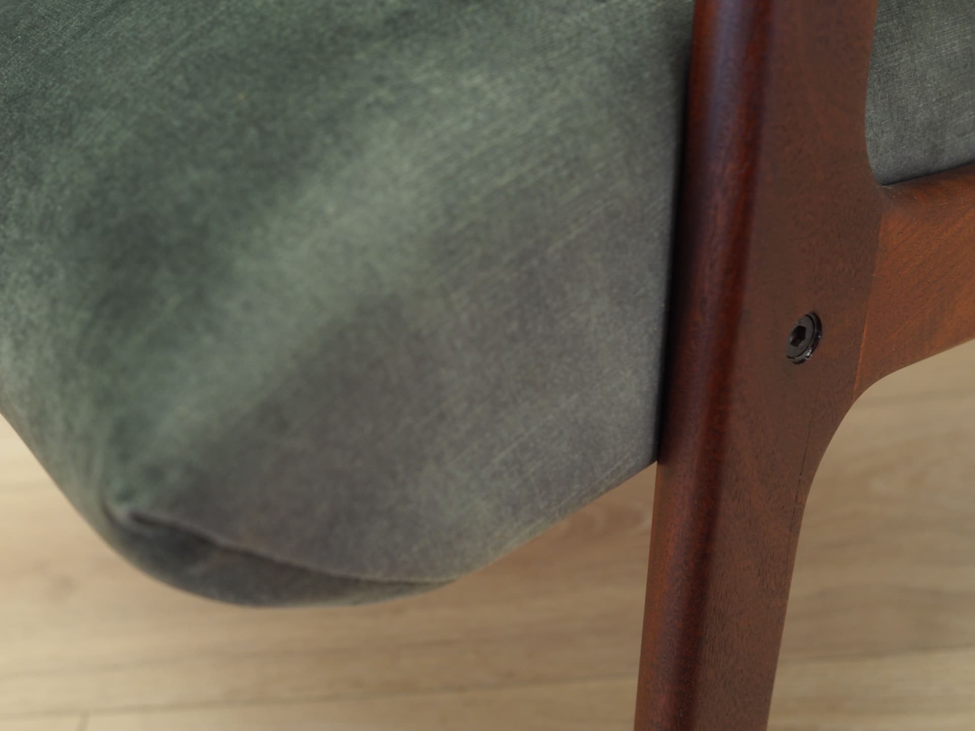 Fotel, velvet zielony, teak, Dania, lata 70. - 75940