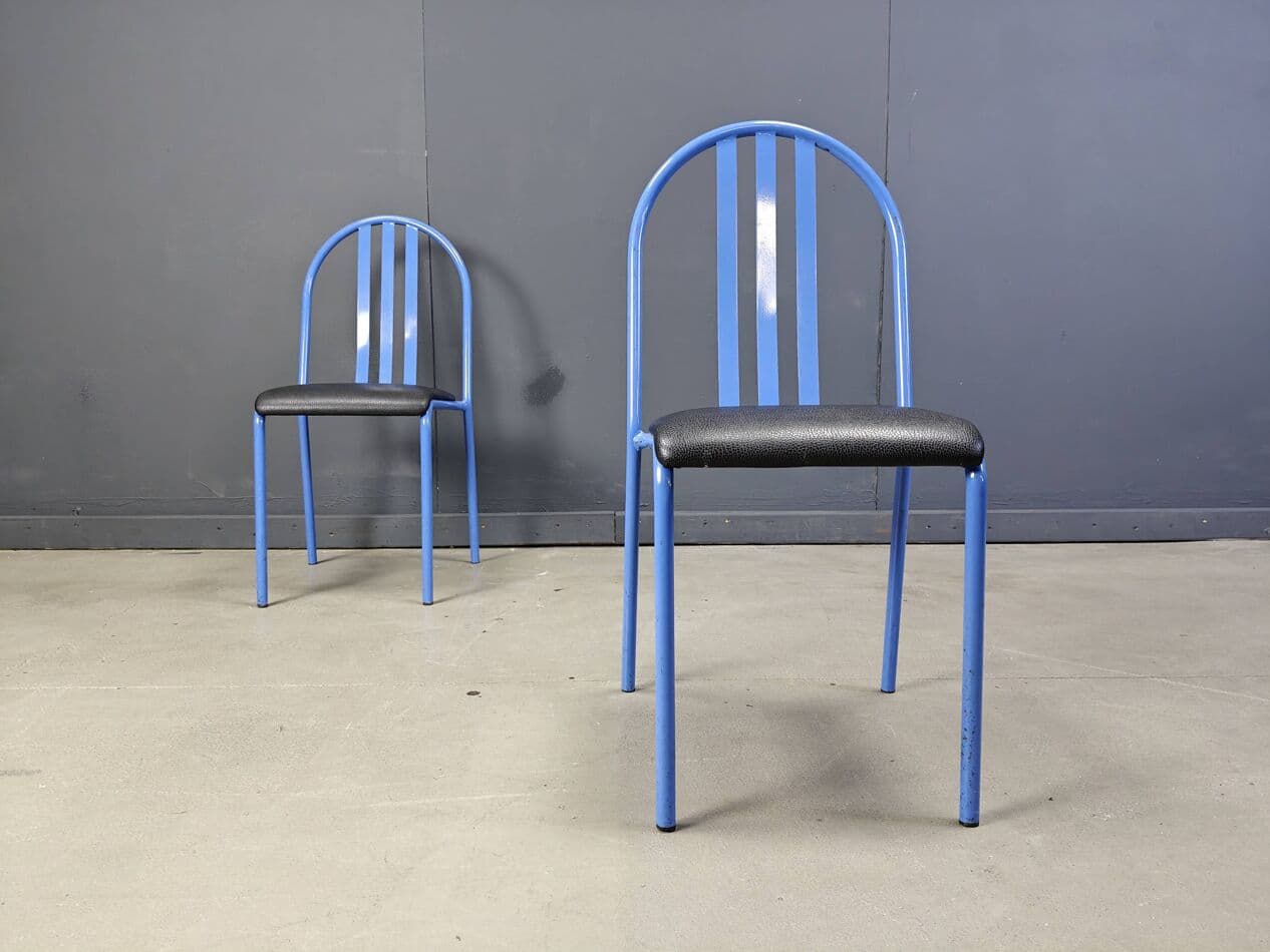 zestaw siedmiu krzeseł Nr 222, niebieski metal, czarny skaj, proj. R. Mallet-Stevens, Francja, lata 80. - 264766