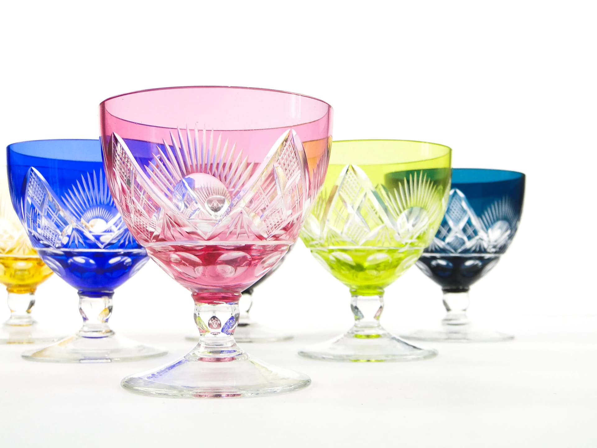 Wielokolorowe kieliszki kryształowe do czerwonego wina, Val Saint Lambert, Belgia, lata 30. - 19942