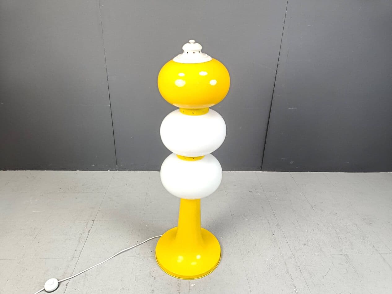 Lampa podłogowa Space Age, szkło żółty, Włochy, lata 60. - 264035