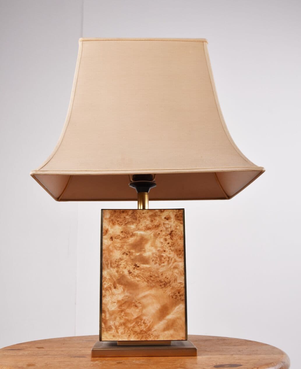 Lampa stołowa, drewno czeczotowe brązowe, mosiądz, Francja, lata 70. - 263061