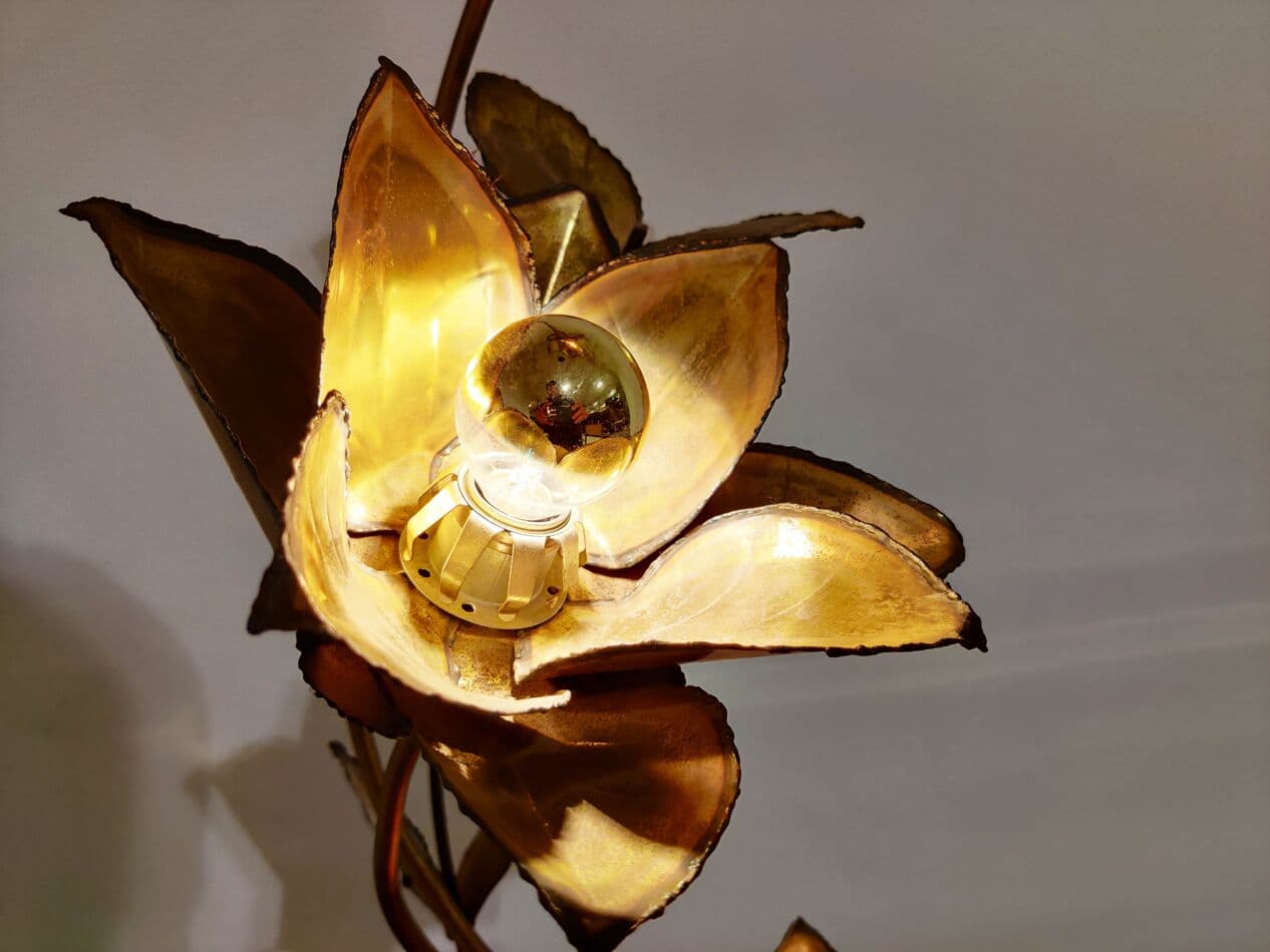 Lampa stołowa Flower, mosiądz złoty, Francja, lata 70. - 273679