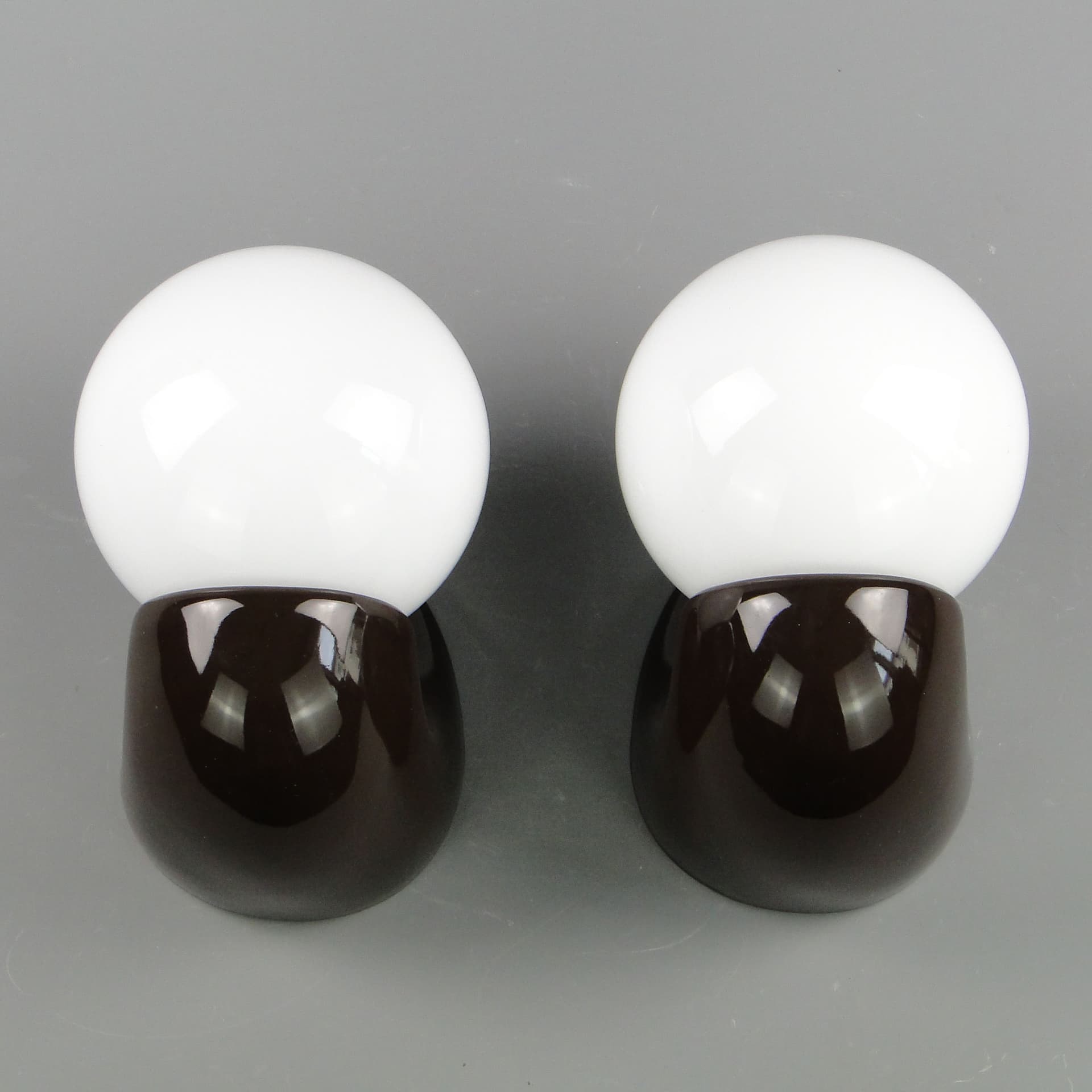 Pair of modernist wall sconces, brown ceramic white glass, Poland, 1970s. - 2126