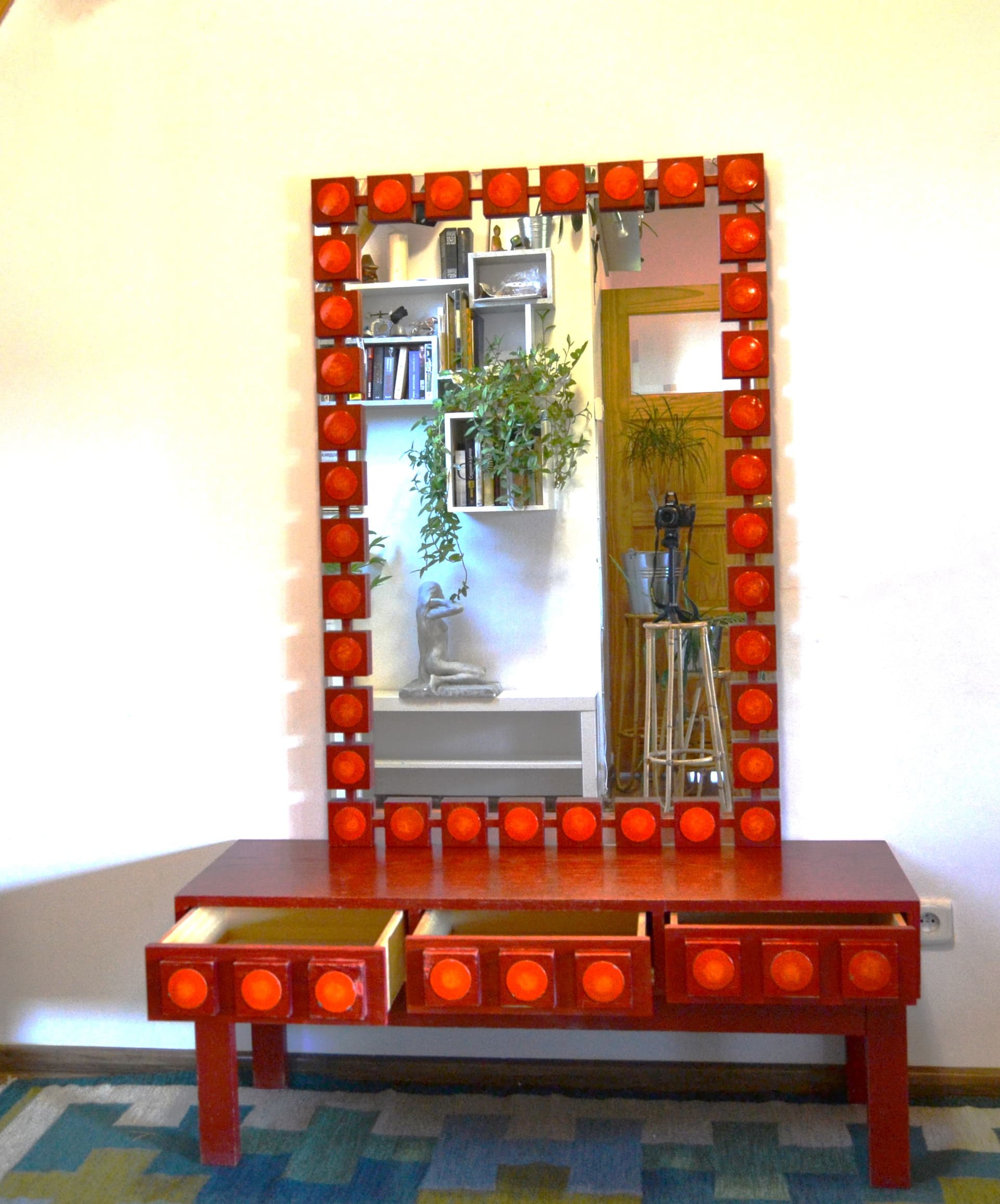 Console with Mirror, red, wood, by L. G. Nilsson, E. Wrangel, Ateljé Glas & Trä, Sweden, 1960s. - 79261