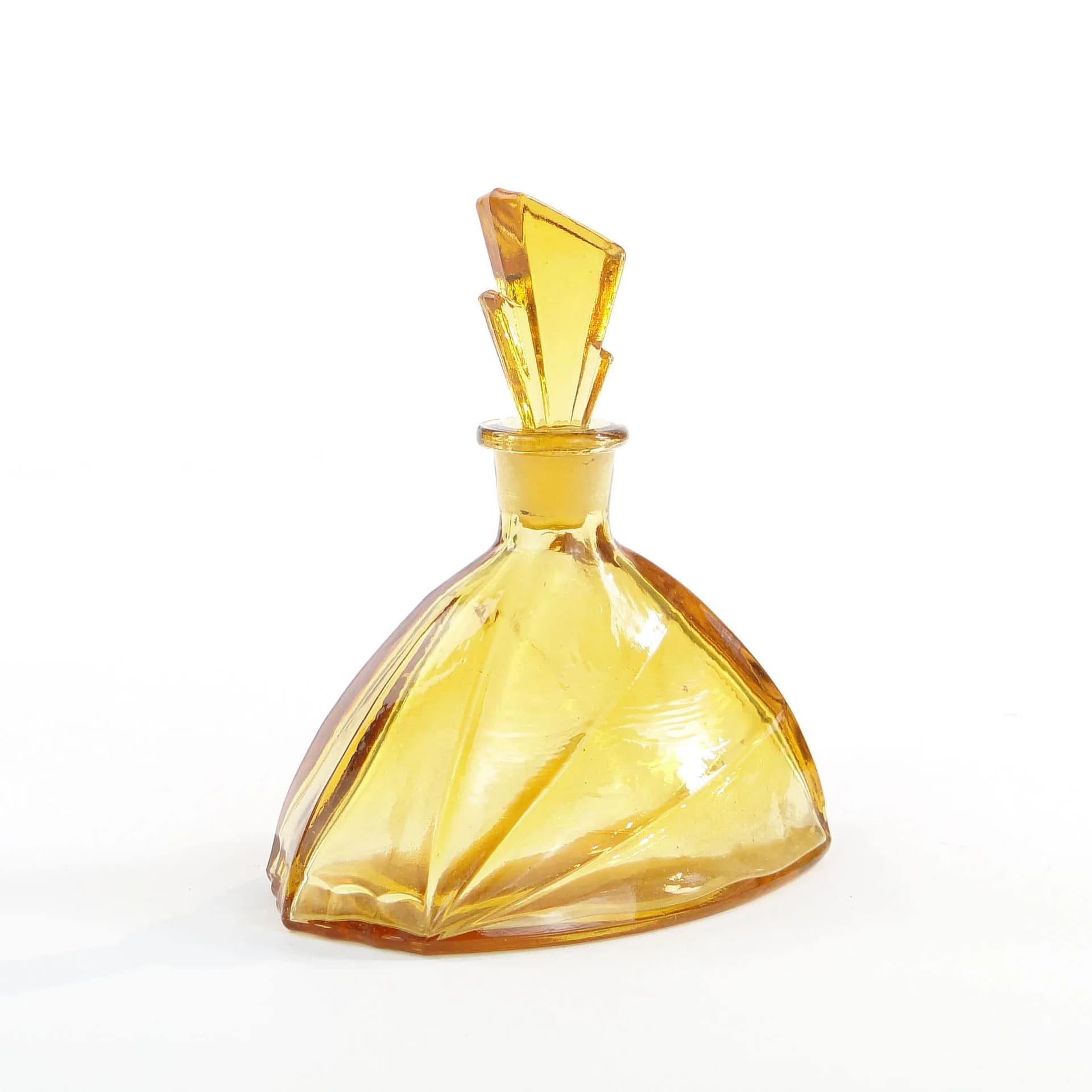 Decanter Art Deco, golden glass, Poland, 1920s. - 20646