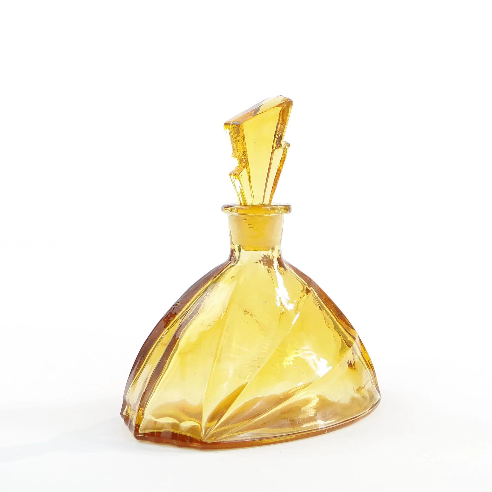 Decanter Art Deco, golden glass, Poland, 1920s. - 20644