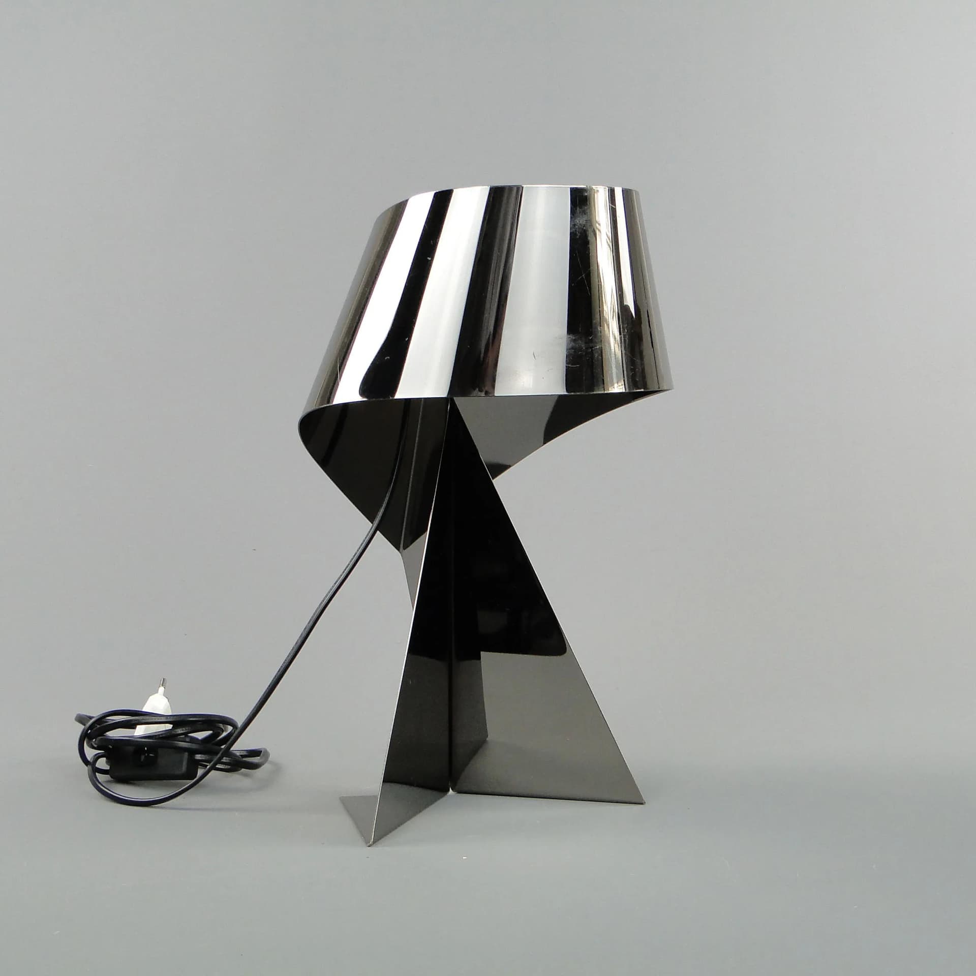 Lampa stołowa Ribbon, stal chromowana srebrna, Habitat, Wielka Brytania, XXI w. - 20972