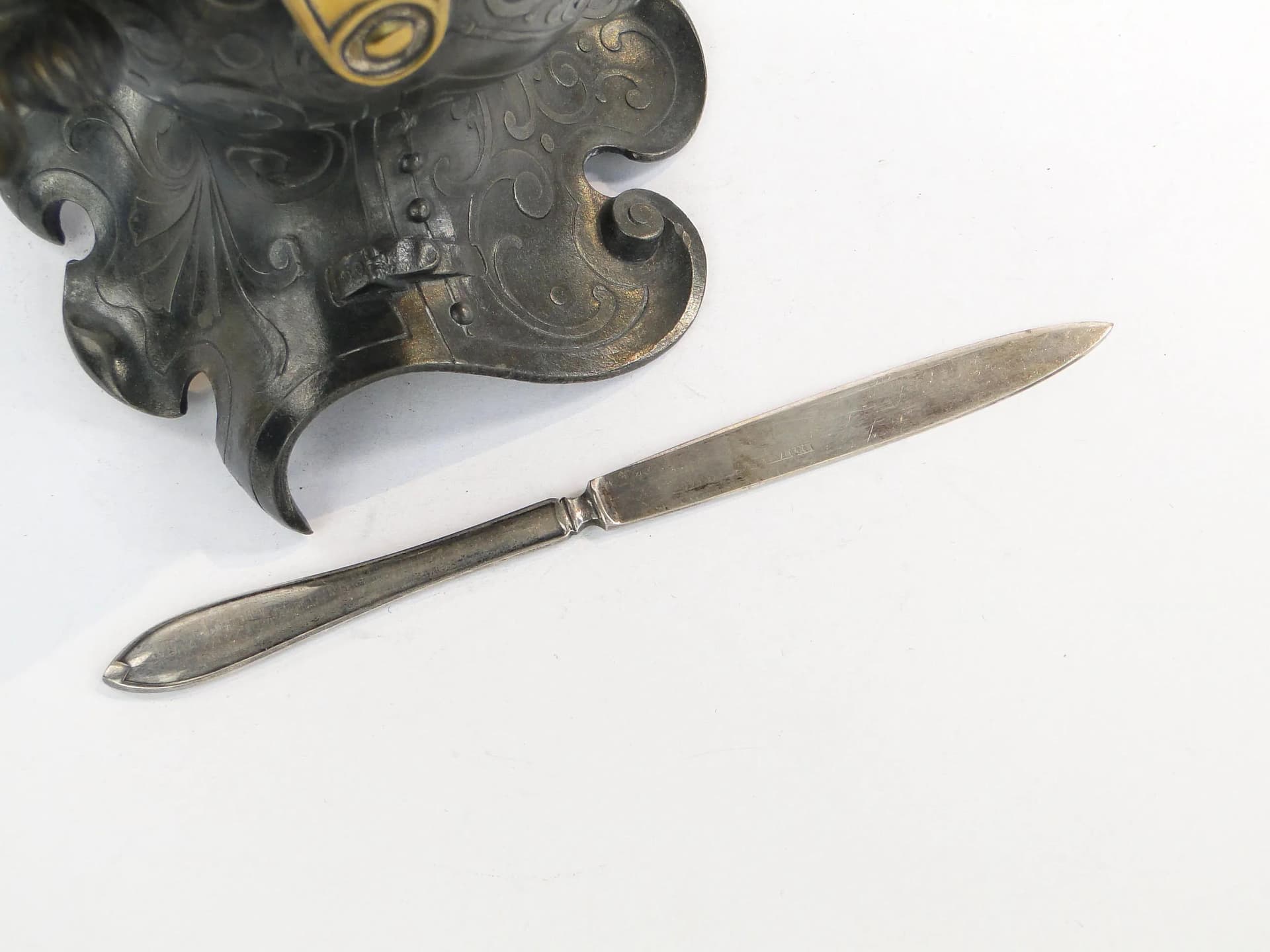 Fruit Knife Set Knight’s Helmet, grey pewter brass, Albrecht Kohler, Austria, early 20th c. - 20969