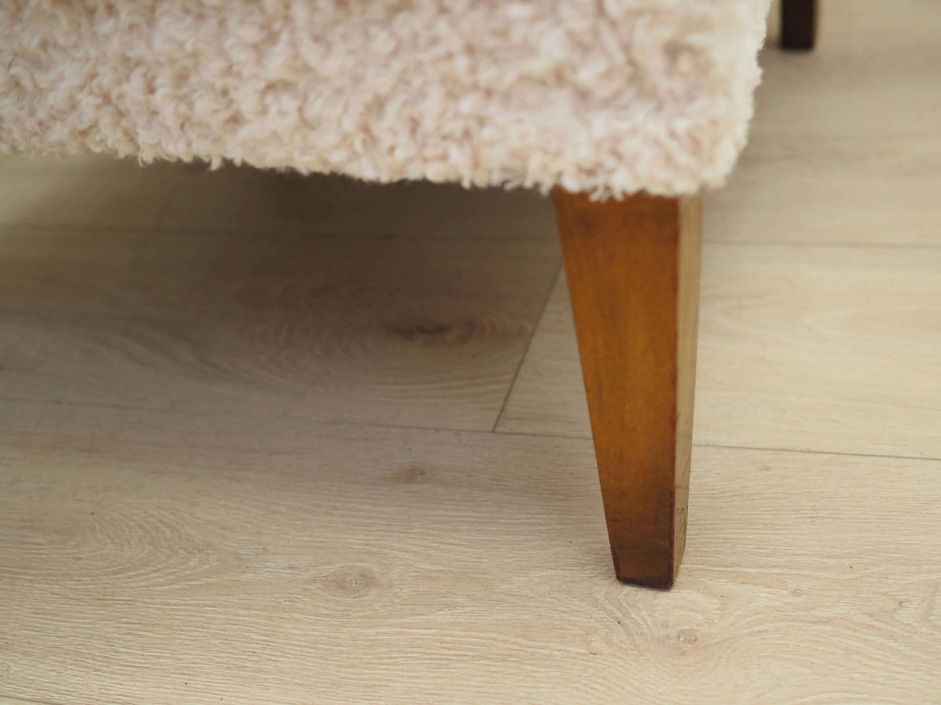 Lounge armchair, ivory white, beech, Denmark, 1960s. - 20865