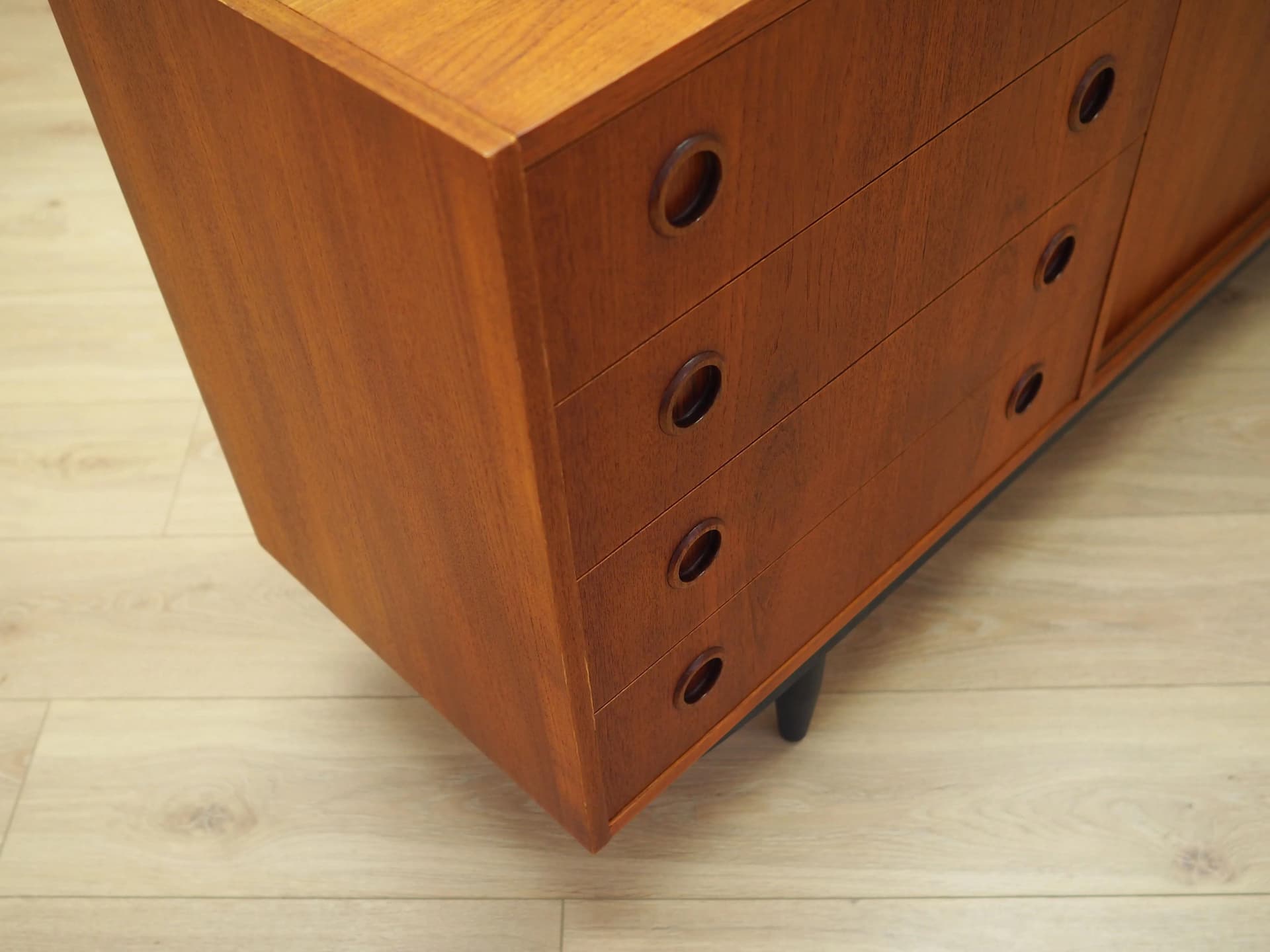 Sideboard, teak pomarańczowy, Dania, lata 70. - 20854