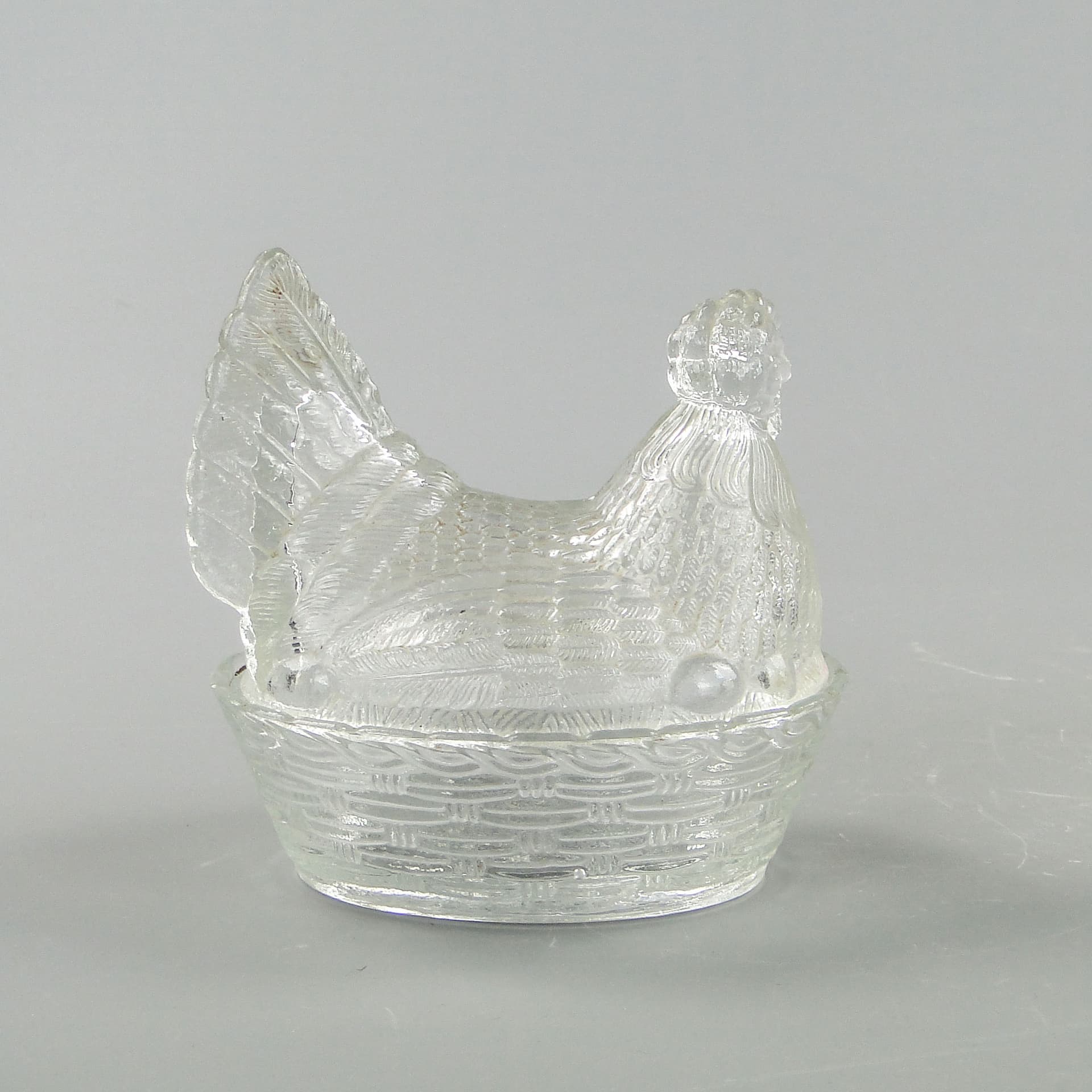 Bomboniera kura, szkło transparent, Ząbkowice, Polska, lata 70. - 2207