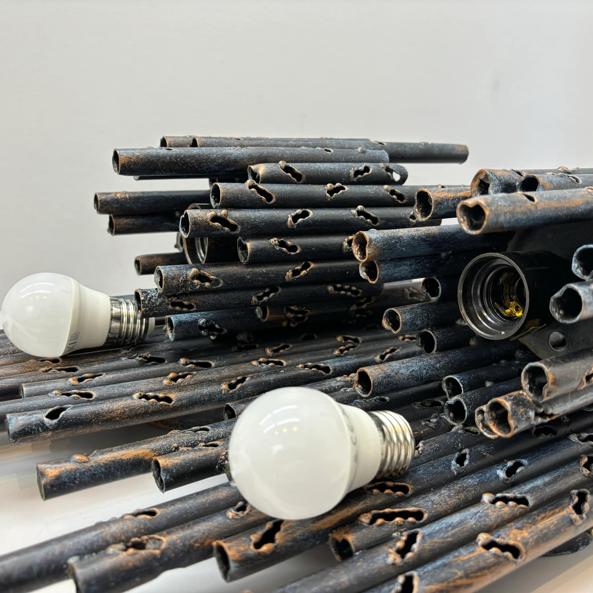 Para kinkietów, stal szara, szkło żółte, proj. M. Fantoni, Włochy, lata 70. - 21113