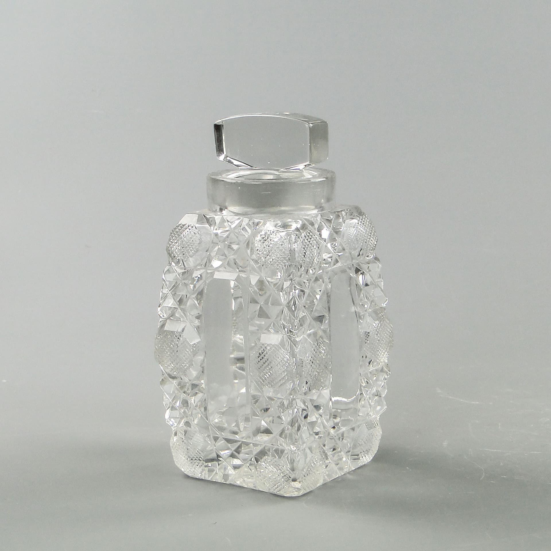 Herbatnica, Art Nouveau, kryształ transparentny, Francja, początek XX w. - 2223