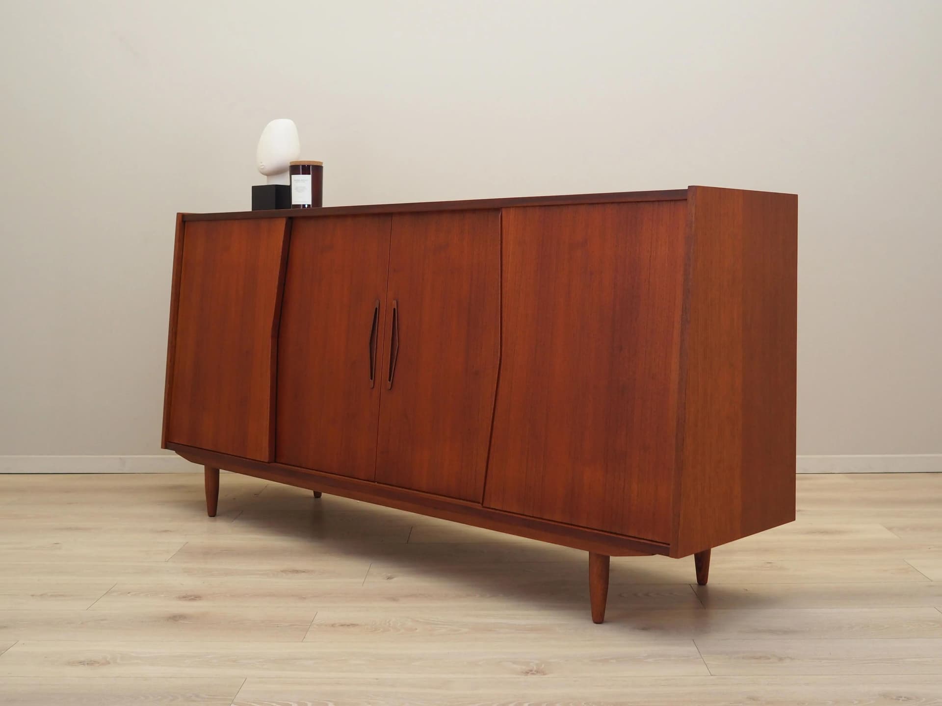 Sideboard, teak pomarańczowy, Dania, lata 70. - 21742