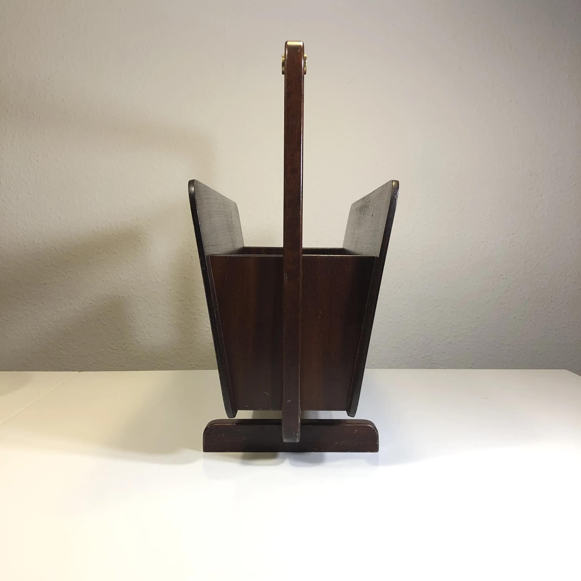 Magazine rack Union, mahogany dark brown, Germany, 1970s. - 21595