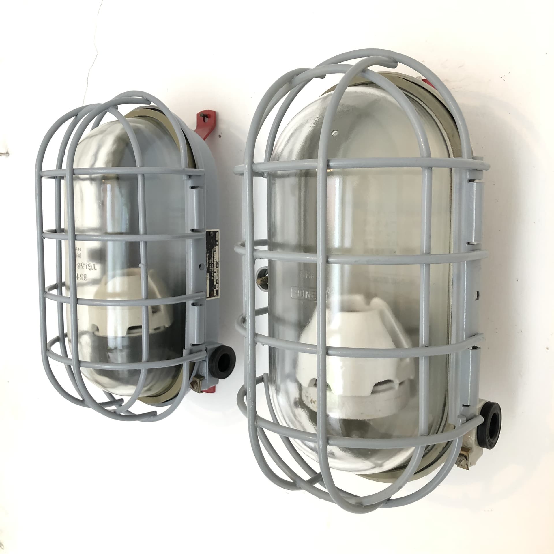 Kinkiety Bunkerlampe, szary, metal, Niemcy, lata 70. - 82265