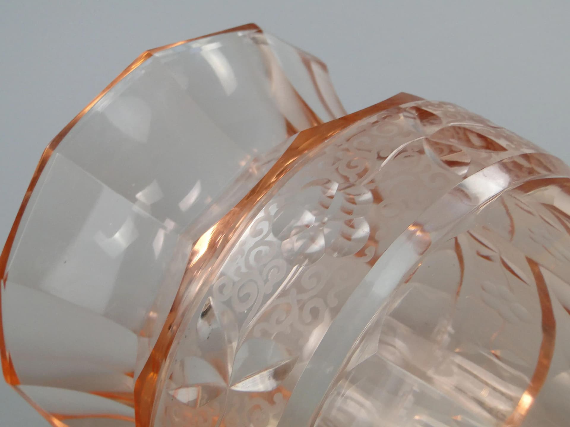 Wazon kryształowy rozalinowy, Moser, Czechy, lata 20. - 22558
