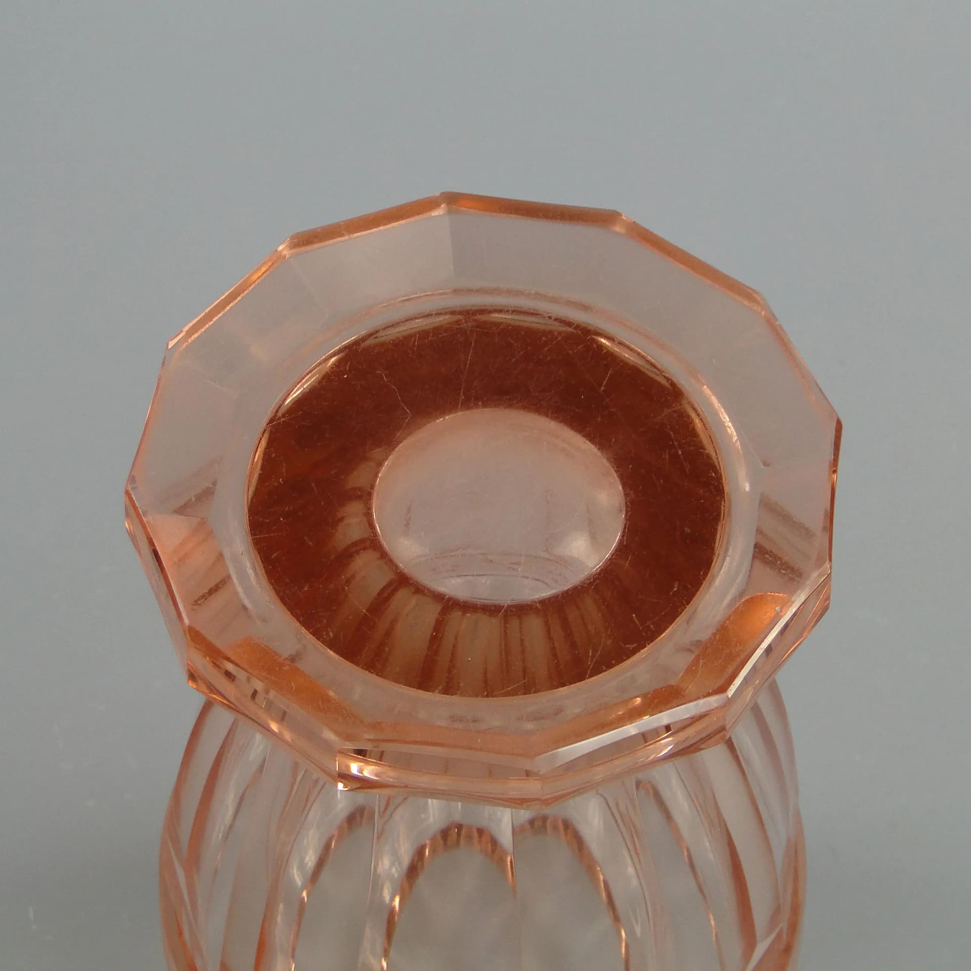 Wazon kryształowy rozalinowy, Moser, Czechy, lata 20. - 22559