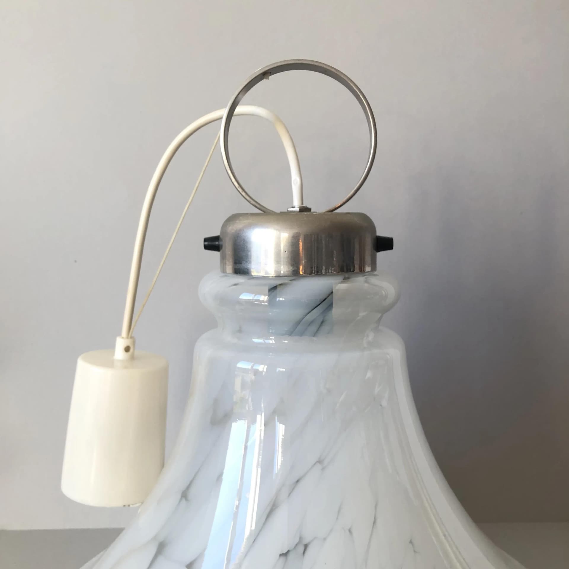 Lampa wisząca, szkło białe, stal, VEB Gorlitz, Niemcy, lata 80. - 22805