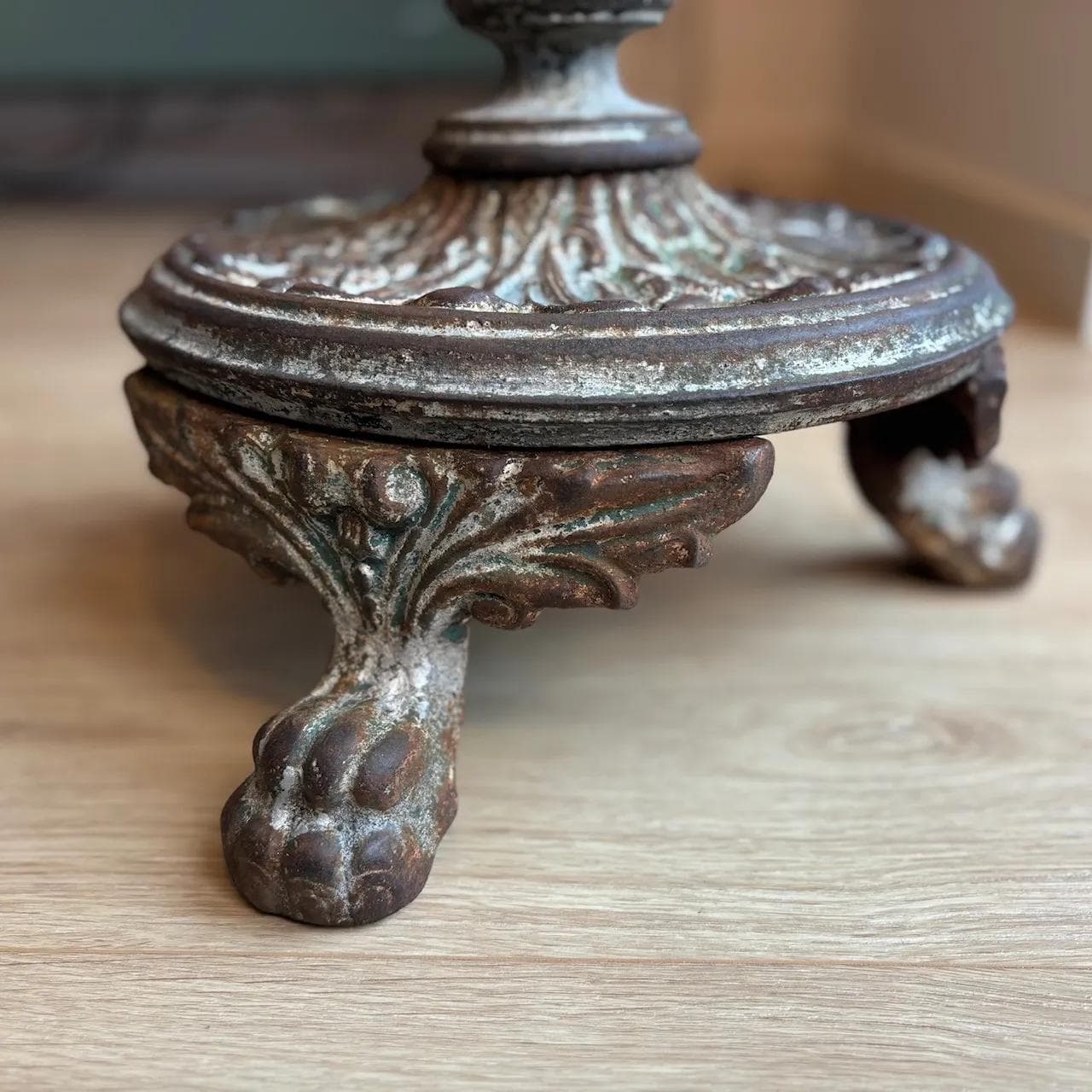 Podstawa stolika Art Nouveau, żeliwo czarne, Niemcy, początek XX w. - 22789