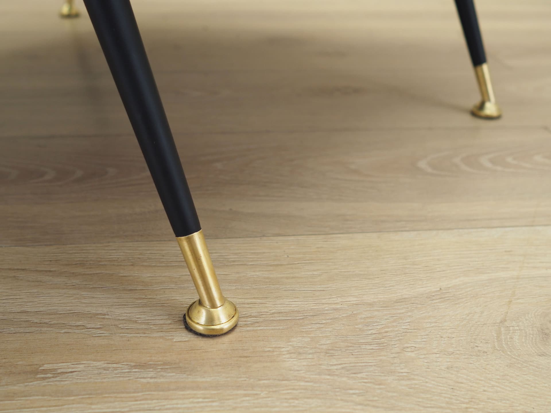 Fotel wypoczynkowy, zielony melanż, tkanina, metal czarny, Włochy, lata 70. - 77957