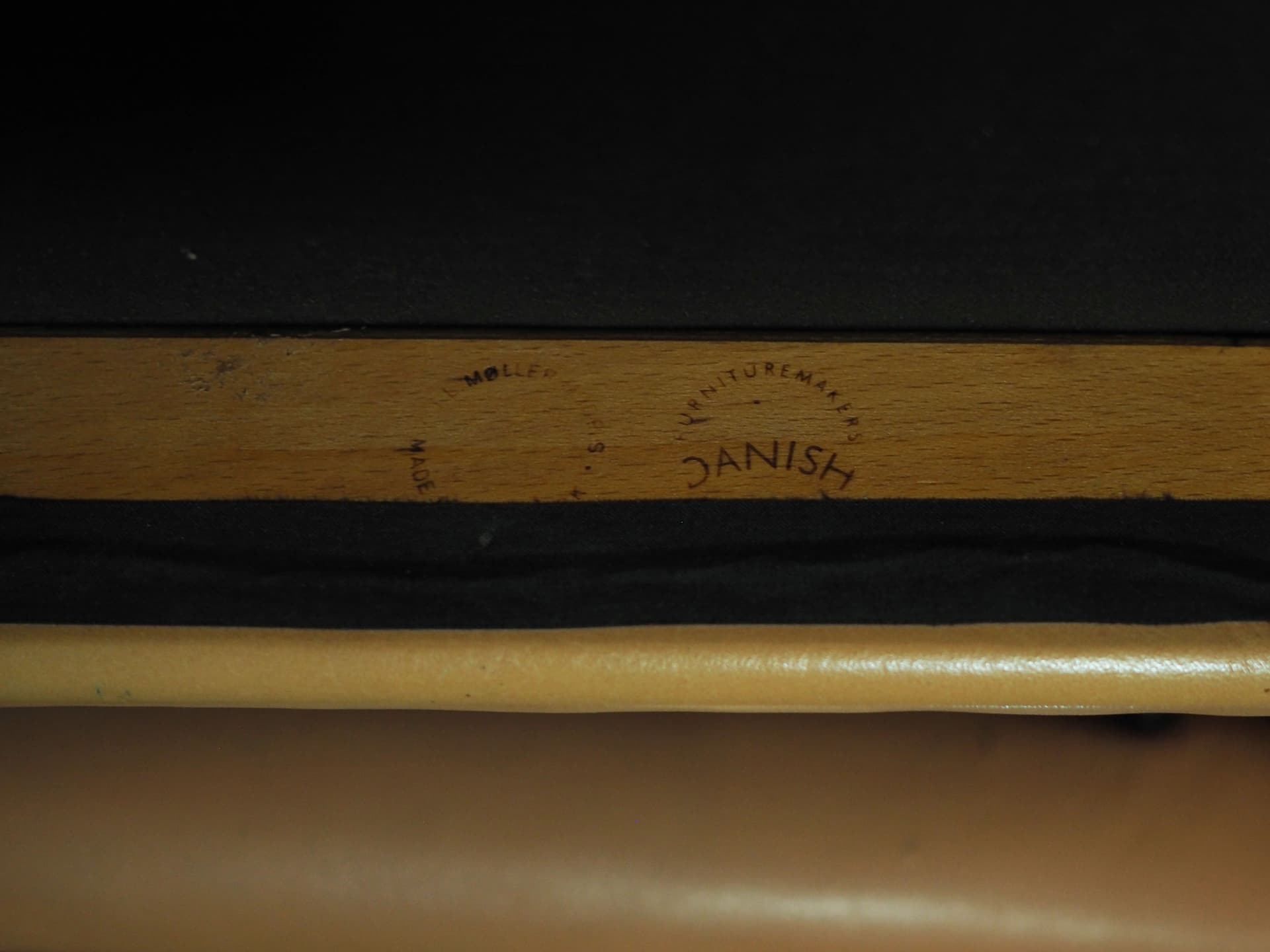 Komplet sześciu krzeseł Model 78, mahoń, skóra beżowa, proj. N. O. Møller, Dania, lata 60. - 66494