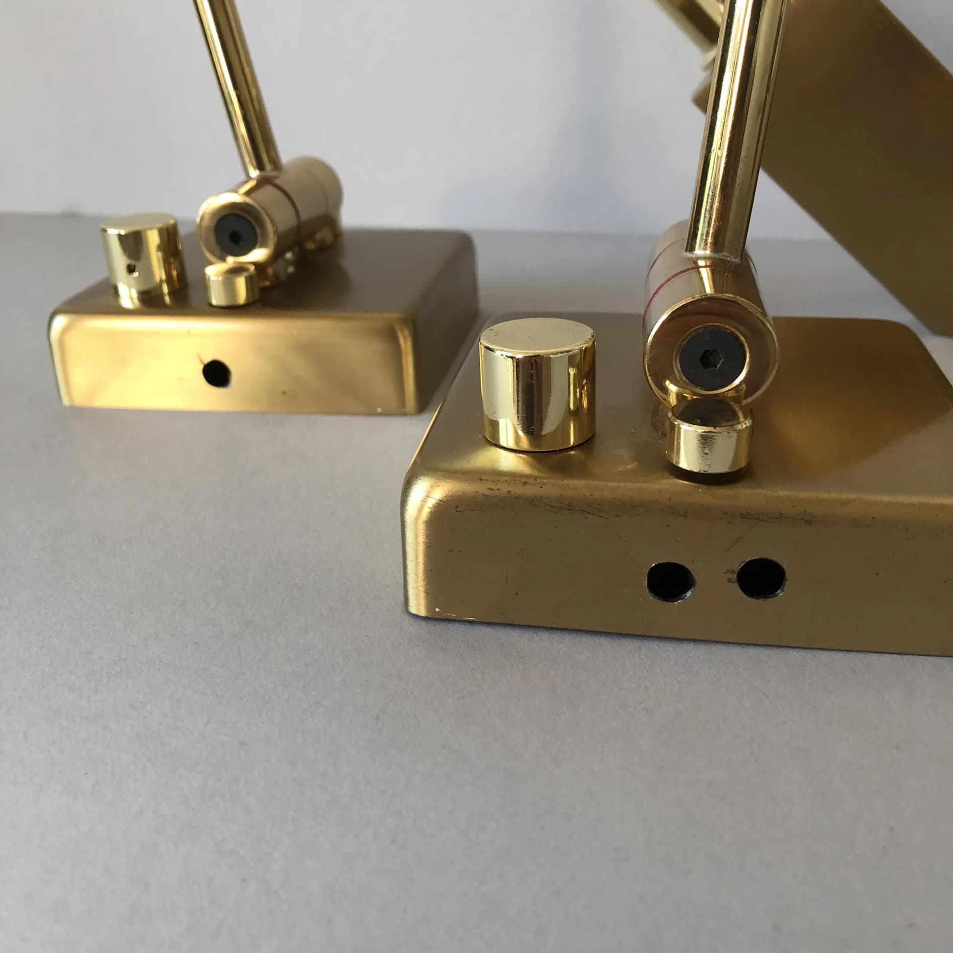 Mosiężna, modernistyczna para kinkietów, Holtkötter, Niemcy, lata 70. - 22743