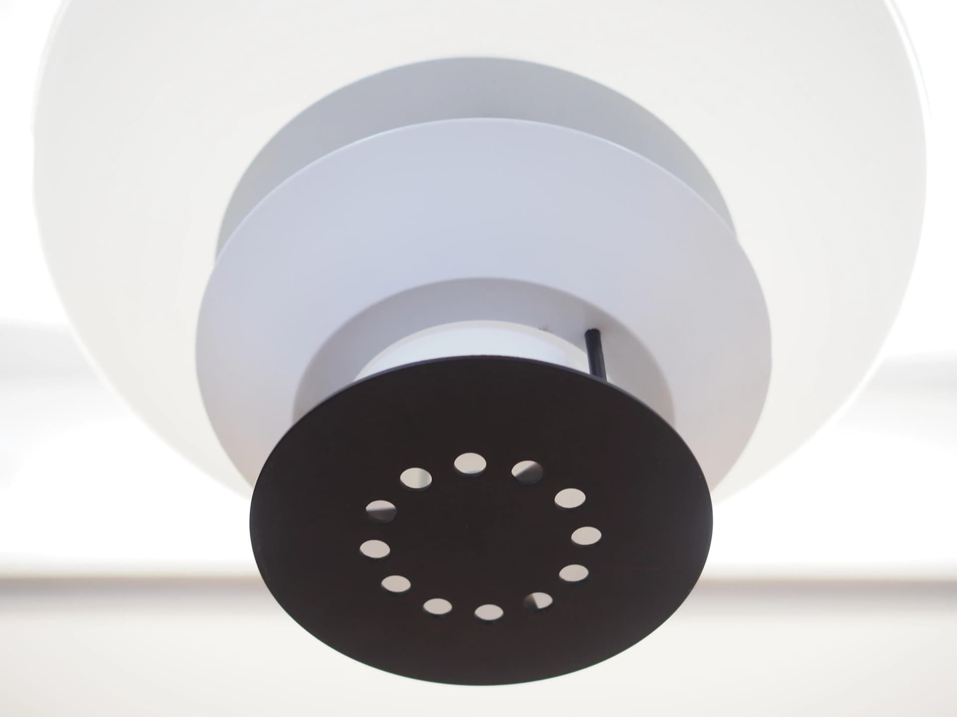 Lampa wisząca, szkło biały, metal czarny, Halo Tech Design, Dania, lata 90. - 23007