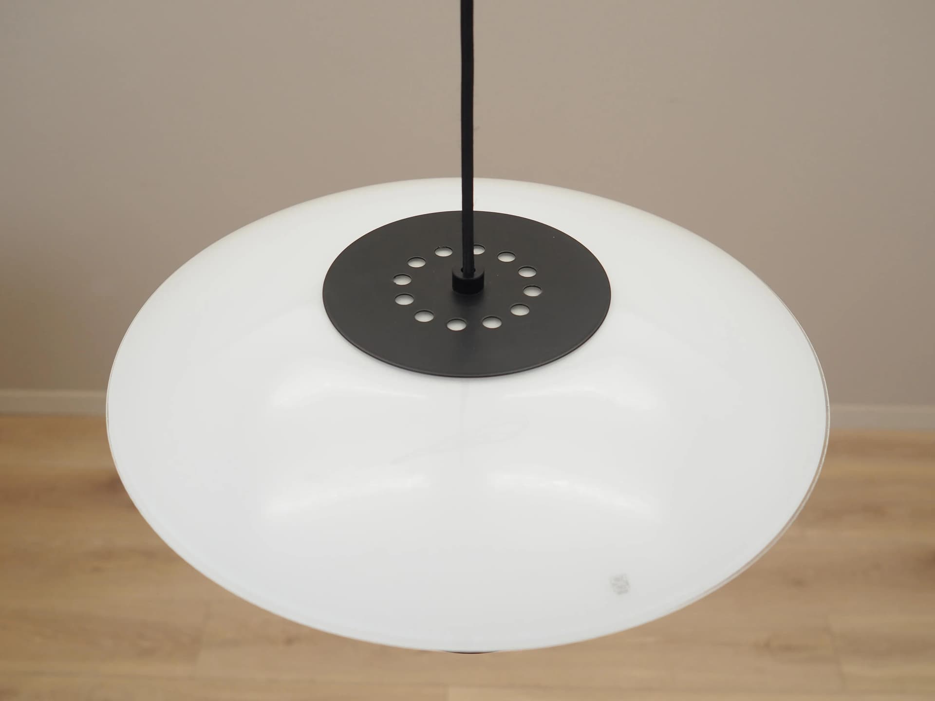 Lampa wisząca, szkło biały, metal czarny, Halo Tech Design, Dania, lata 90. - 23005