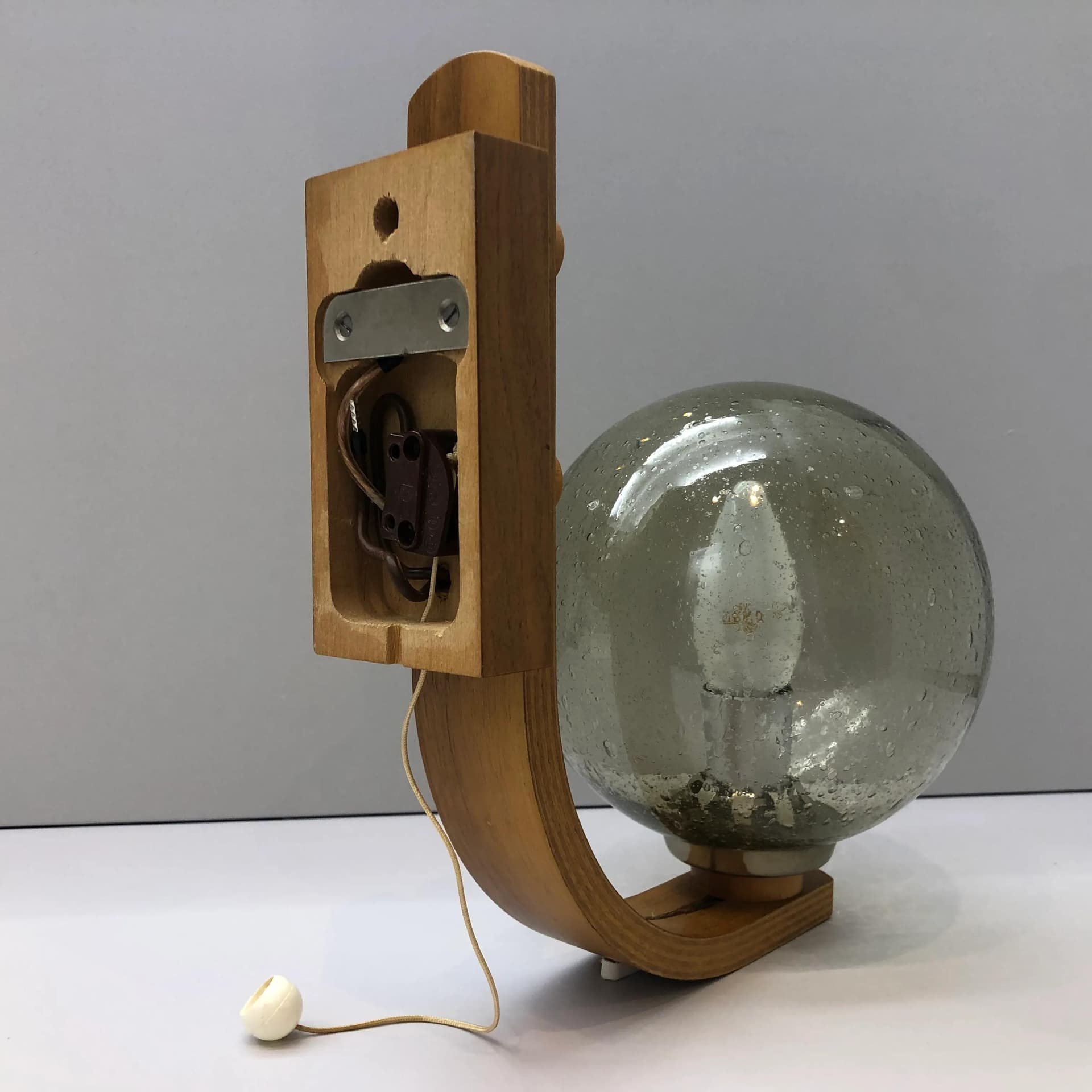 Kinkiet, sklejka jasnobrązowa, szkło przezroczyste, Dania, lata 70. - 23255