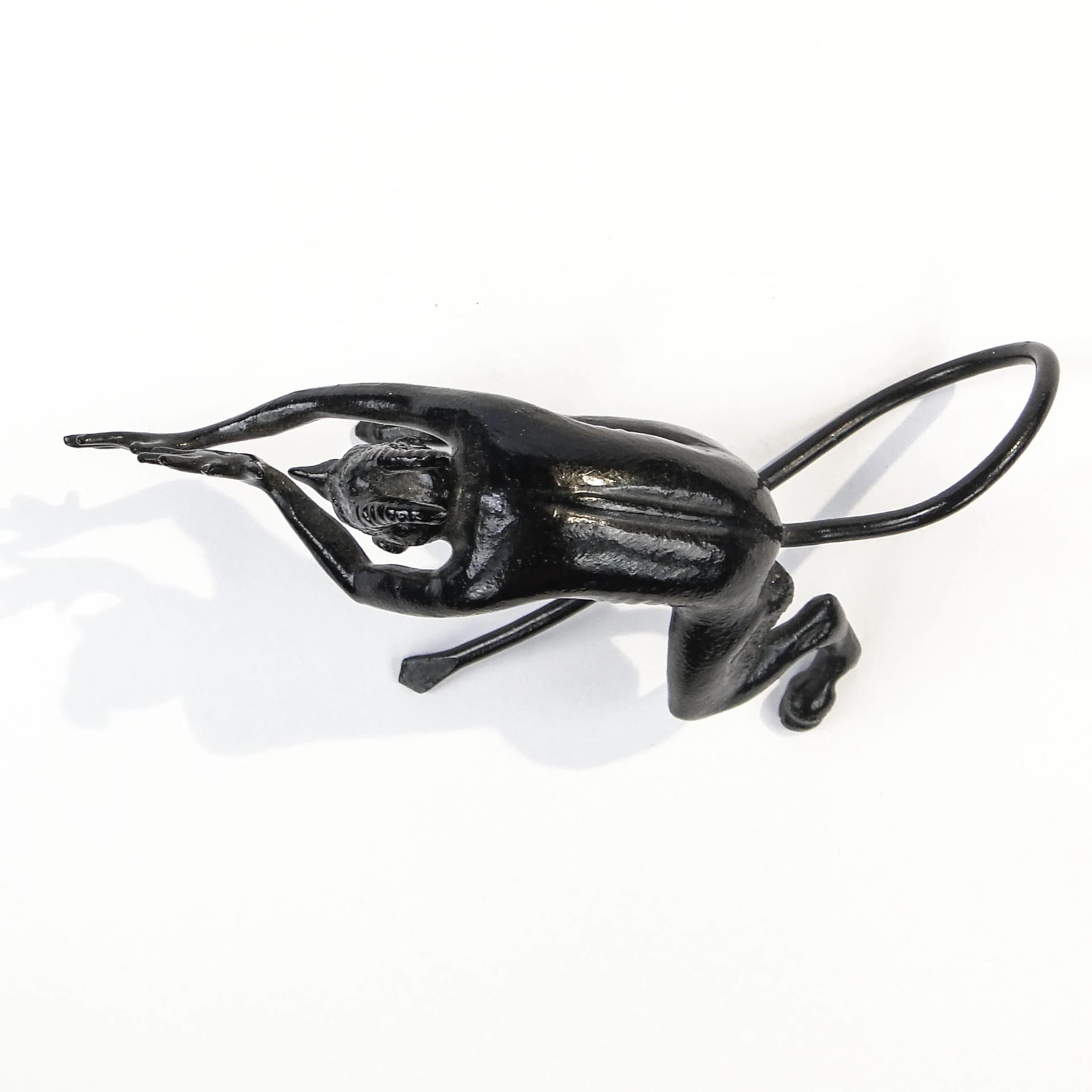 Figurka Tańczący Mefisto, czarny, żeliwo emaliowane, Polska, początek XX w. - 23644