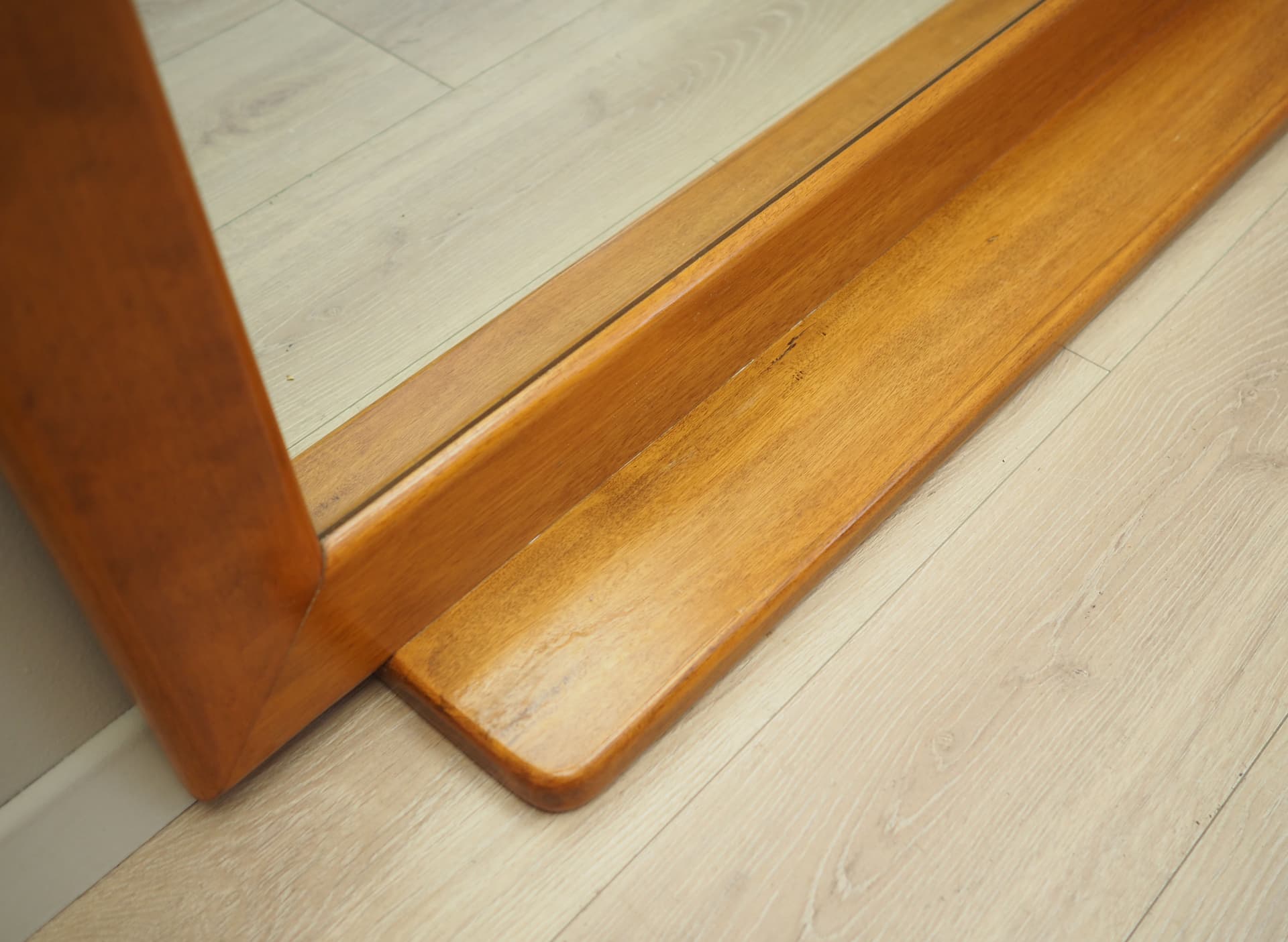 Lustro ścienne, mahoń ciemny, Włochy, lata 70. - 66453