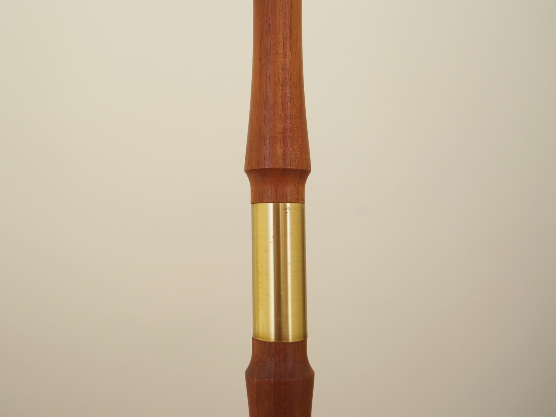 Lampa podłogowa, multicolor, drewno tekowe mosiądz tkanina, Dania, lata 70. - 66440