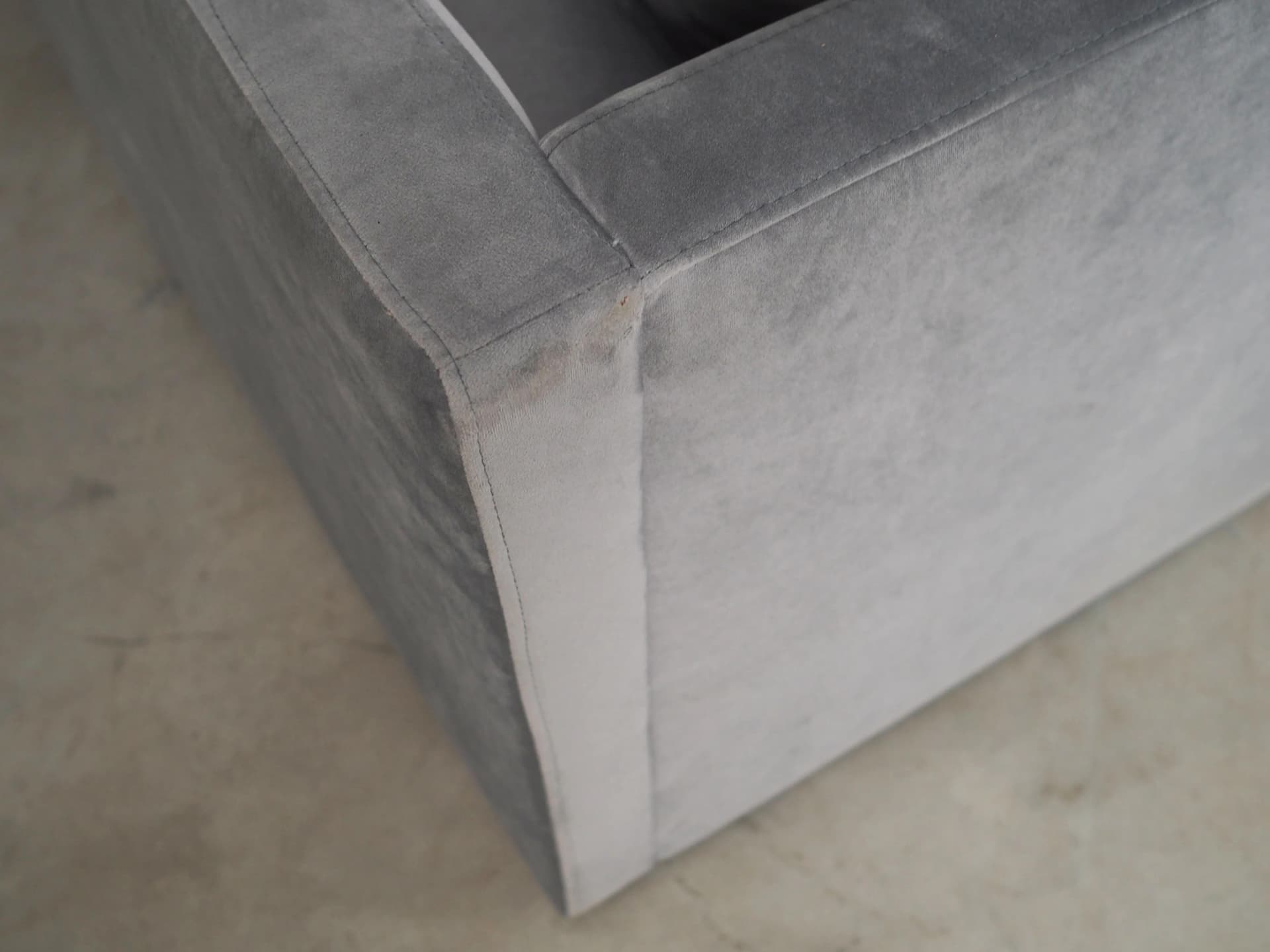 Narożnik, skandynawski design, velvet szary, Polska, XXI w. - 24007