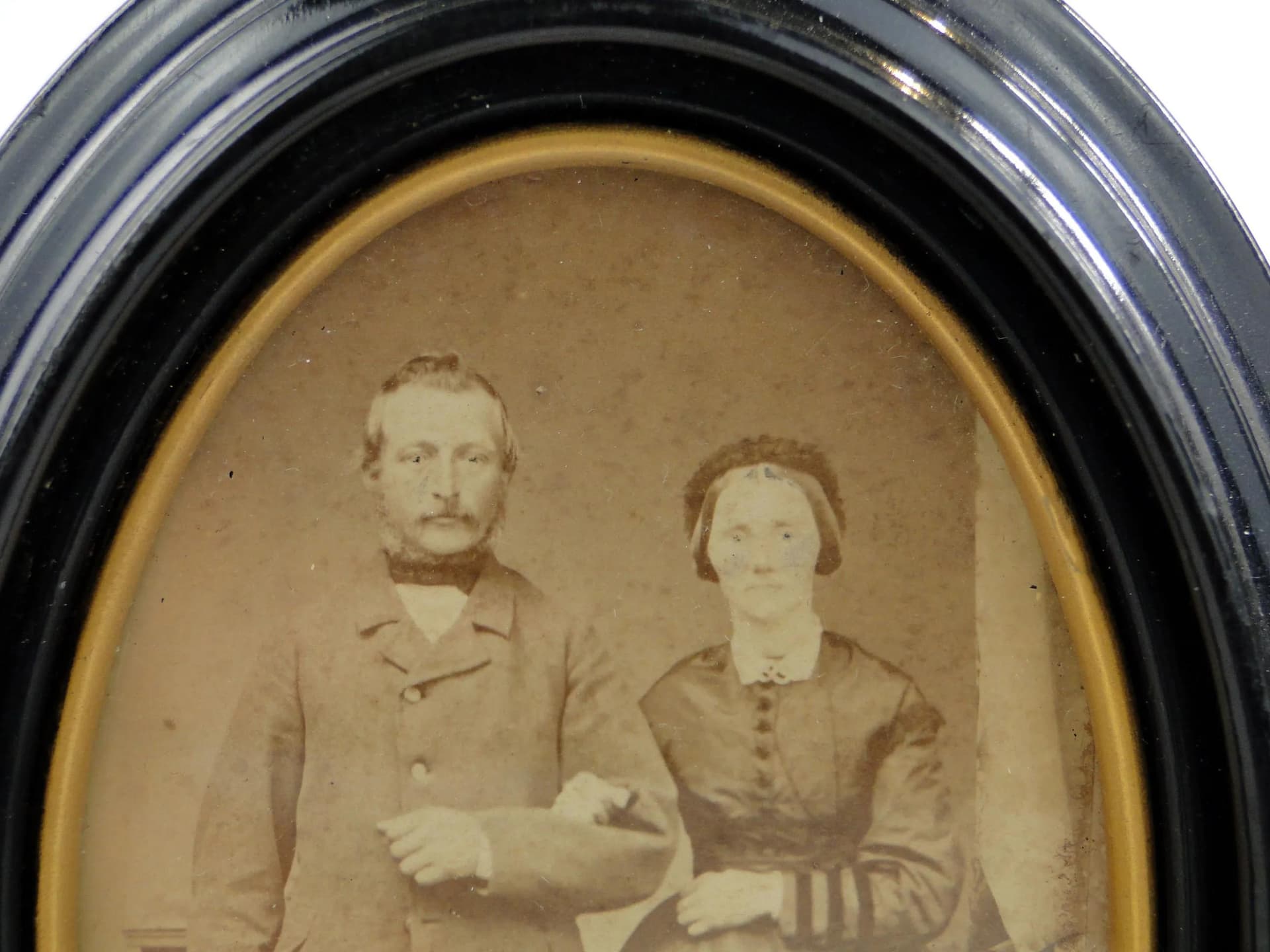 Ramka na zdjęcie eliptyczna, czarna, drewno, Niemcy, początek XX w. - 23967