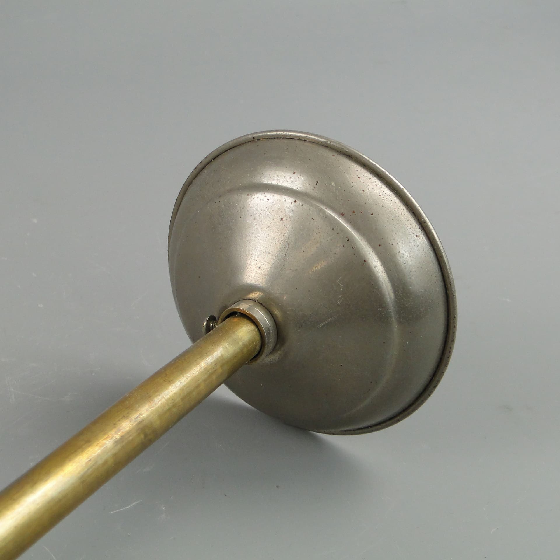 Lampa wisząca Art déco, szkło ivory white, Polska, lata 20. - 2565